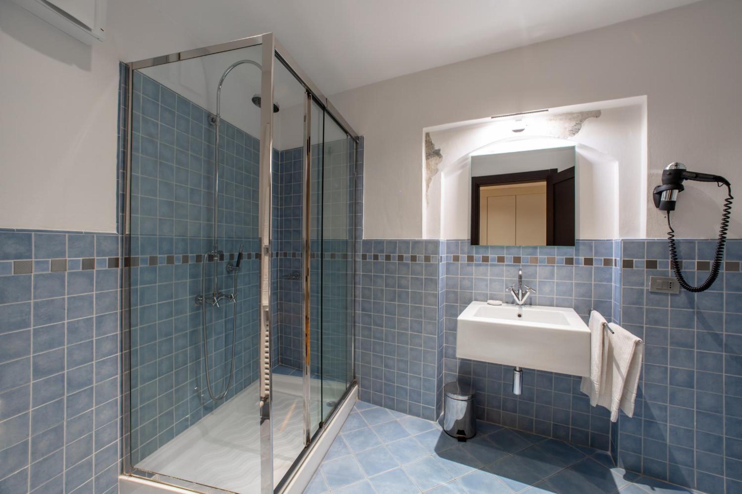 Superior Double Room - Separate Building - Photo 7