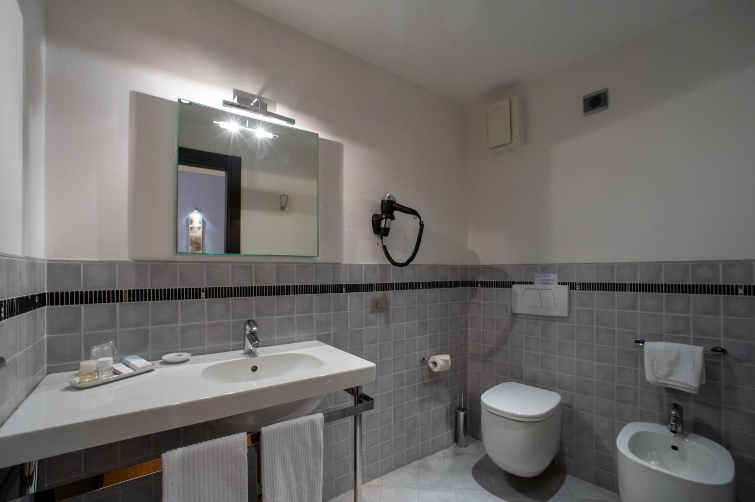Superior Double Room - Separate Building - Photo 8