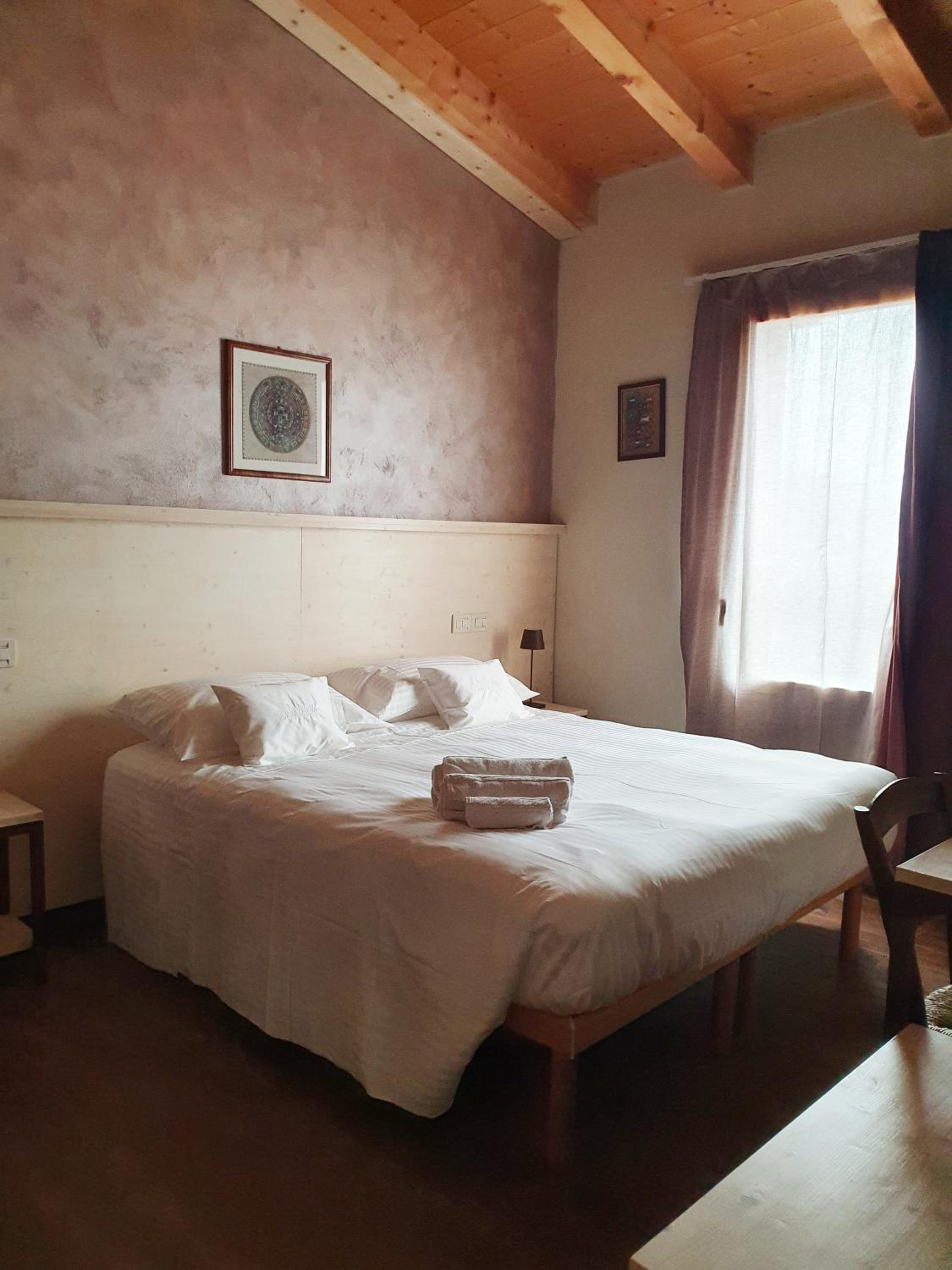 Standard Double or Twin Room photo 1