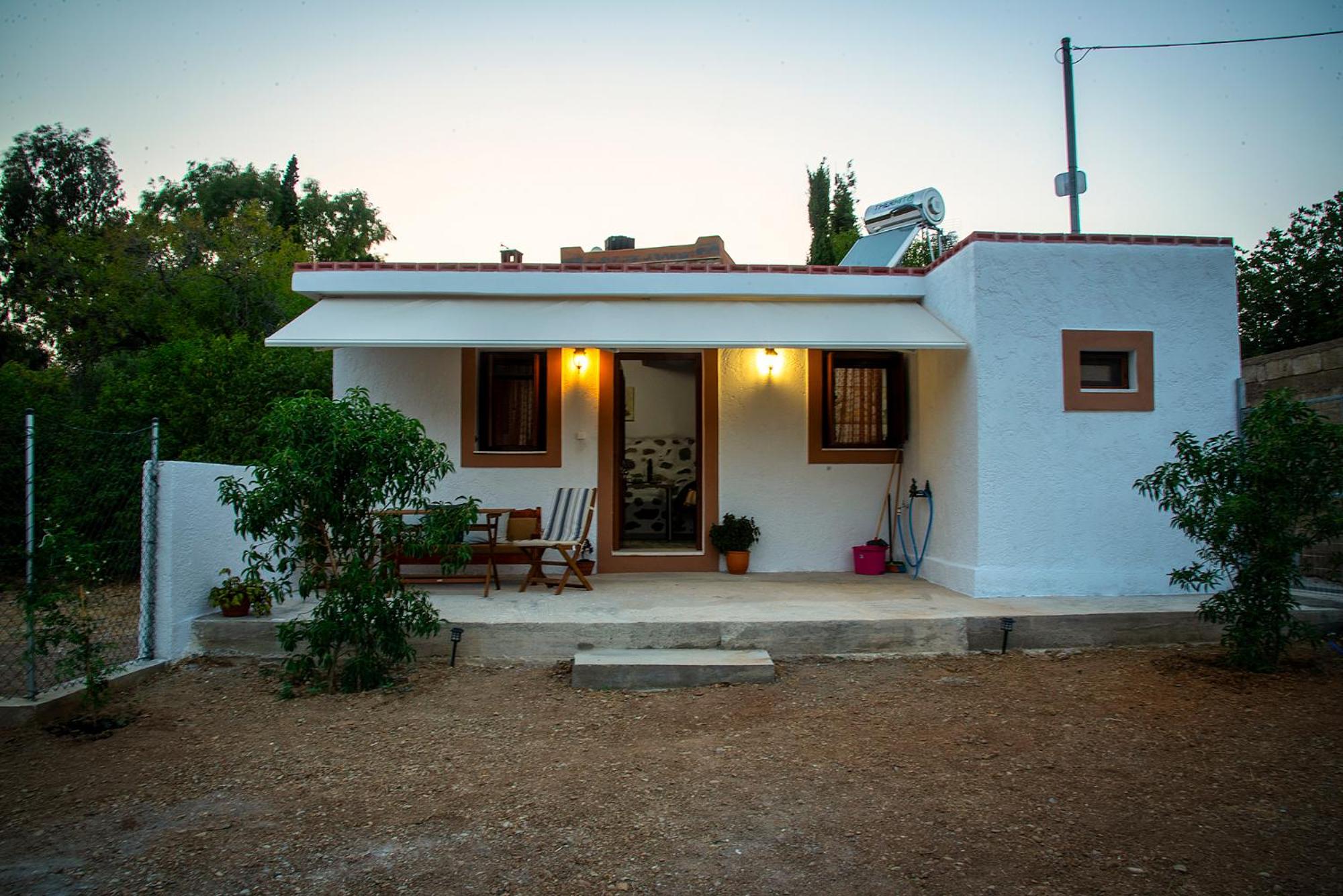 One-Bedroom House photo 2