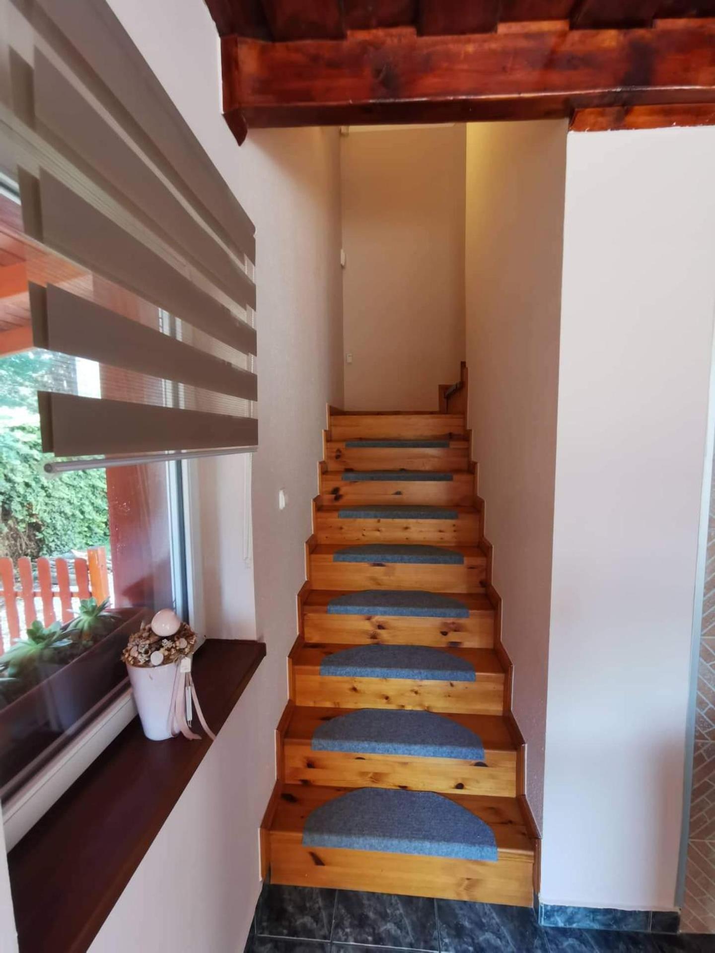 Four-Bedroom House photo 3