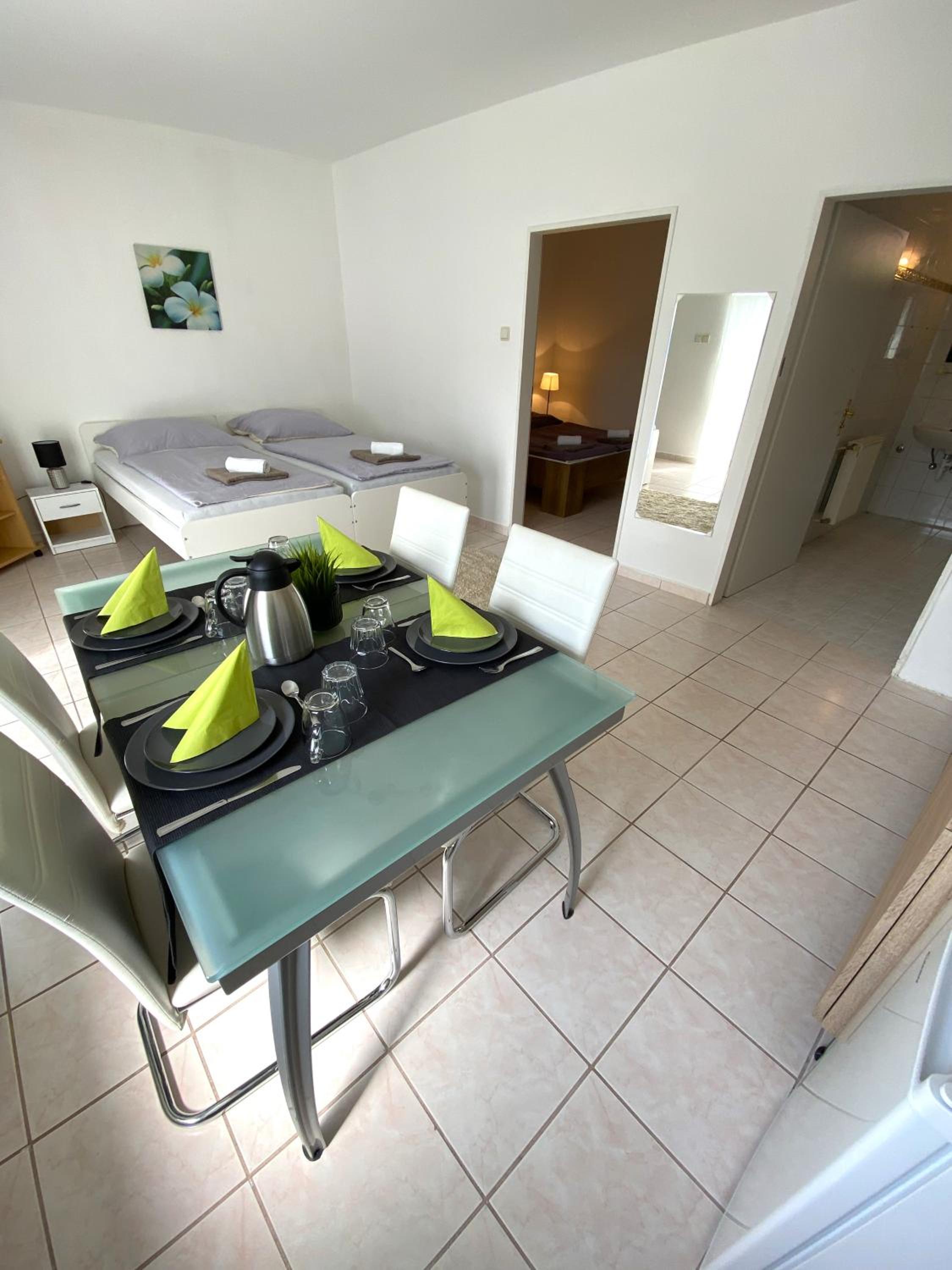 Superior Quadruple Room photo 2