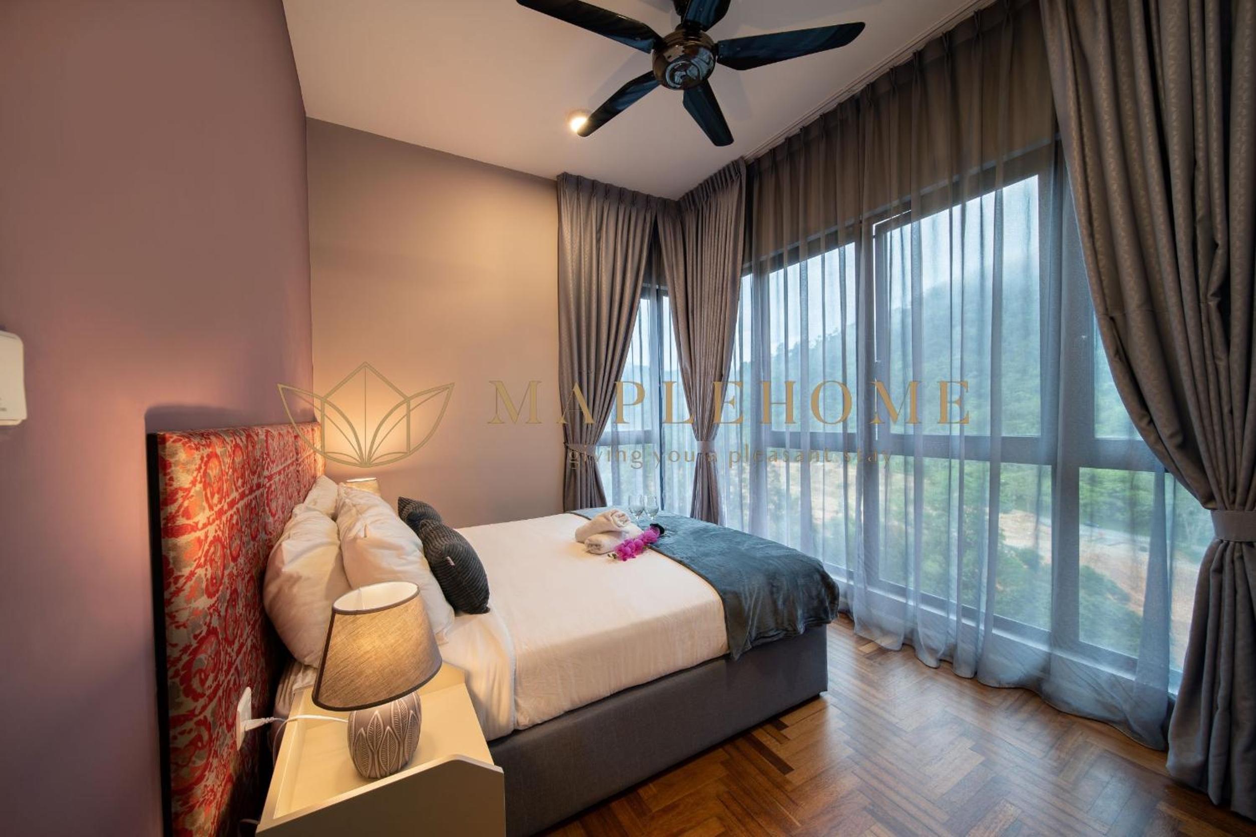 Deluxe Two-Bedroom Suite - Photo 16