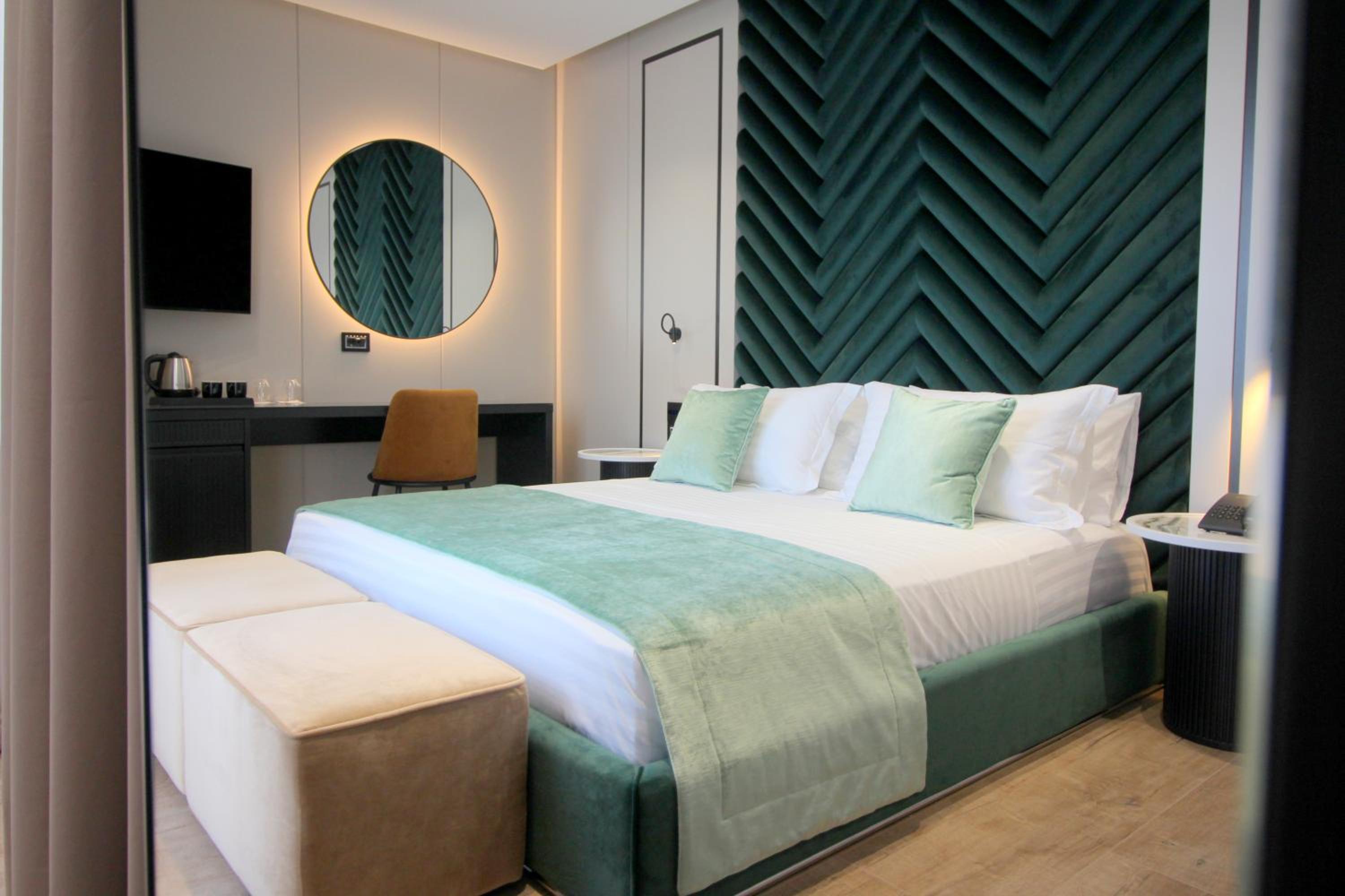 Deluxe Triple Room with Balcony Sea View photo 3