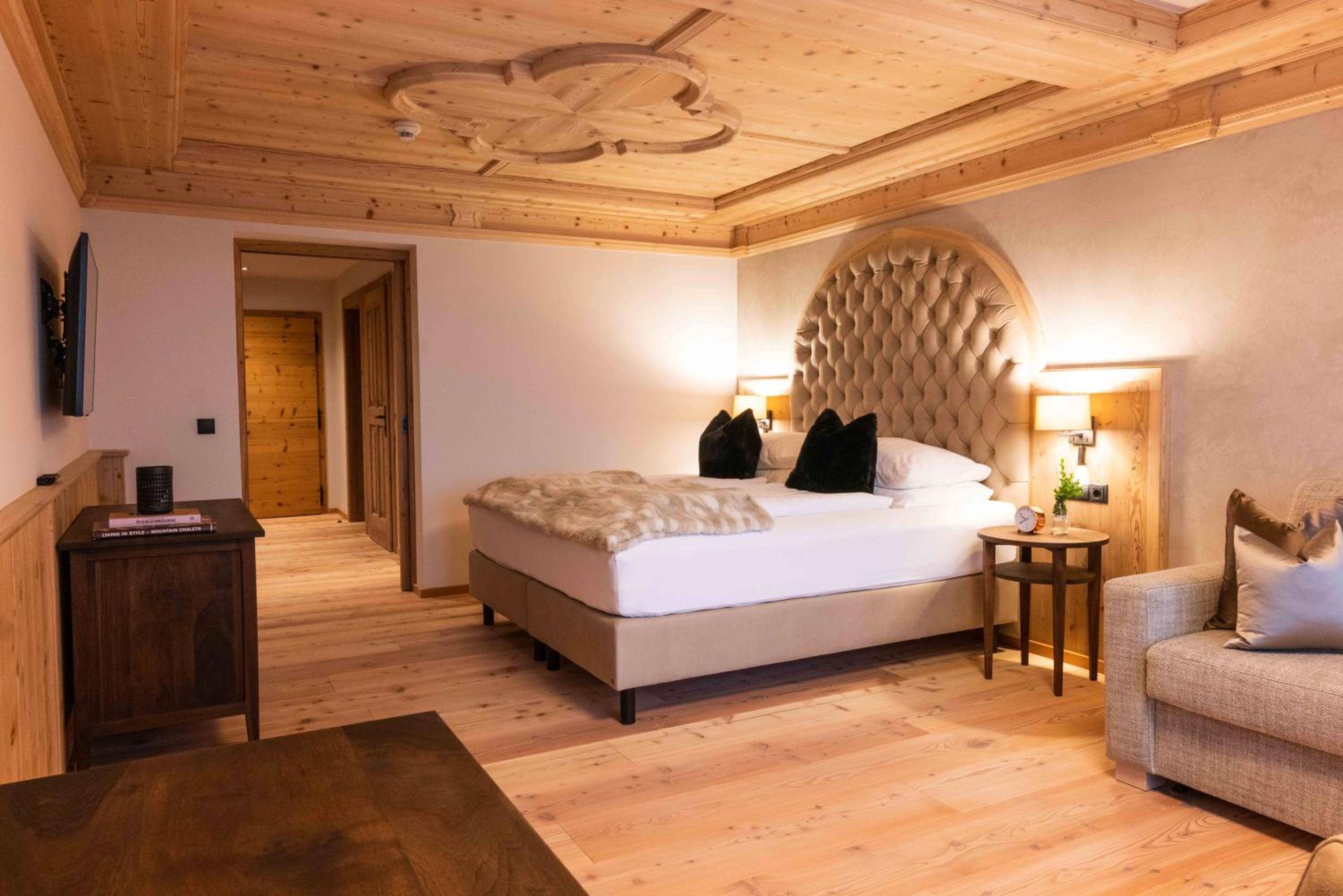 Deluxe Double Room - Photo 2
