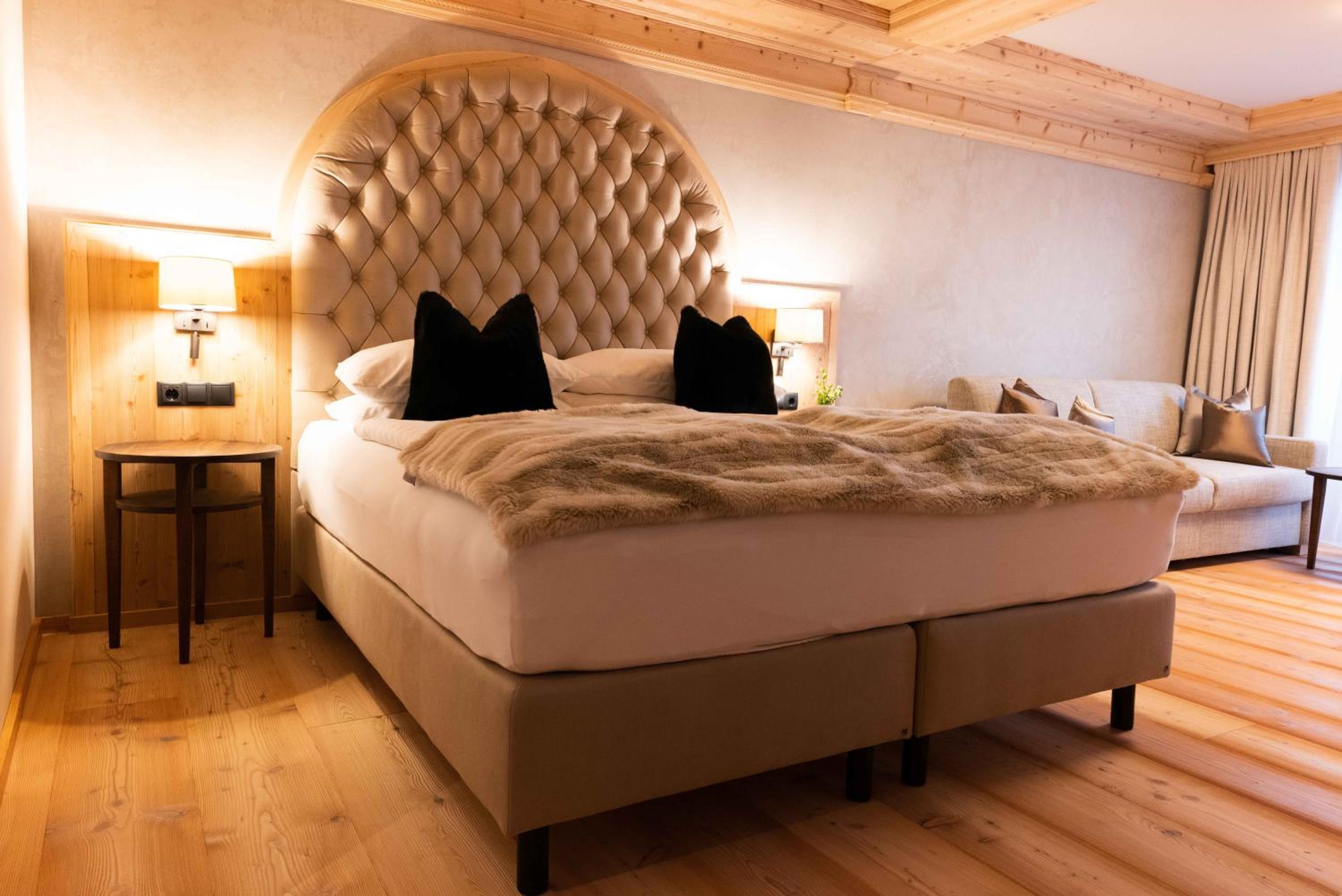 Deluxe Double Room - Photo 5