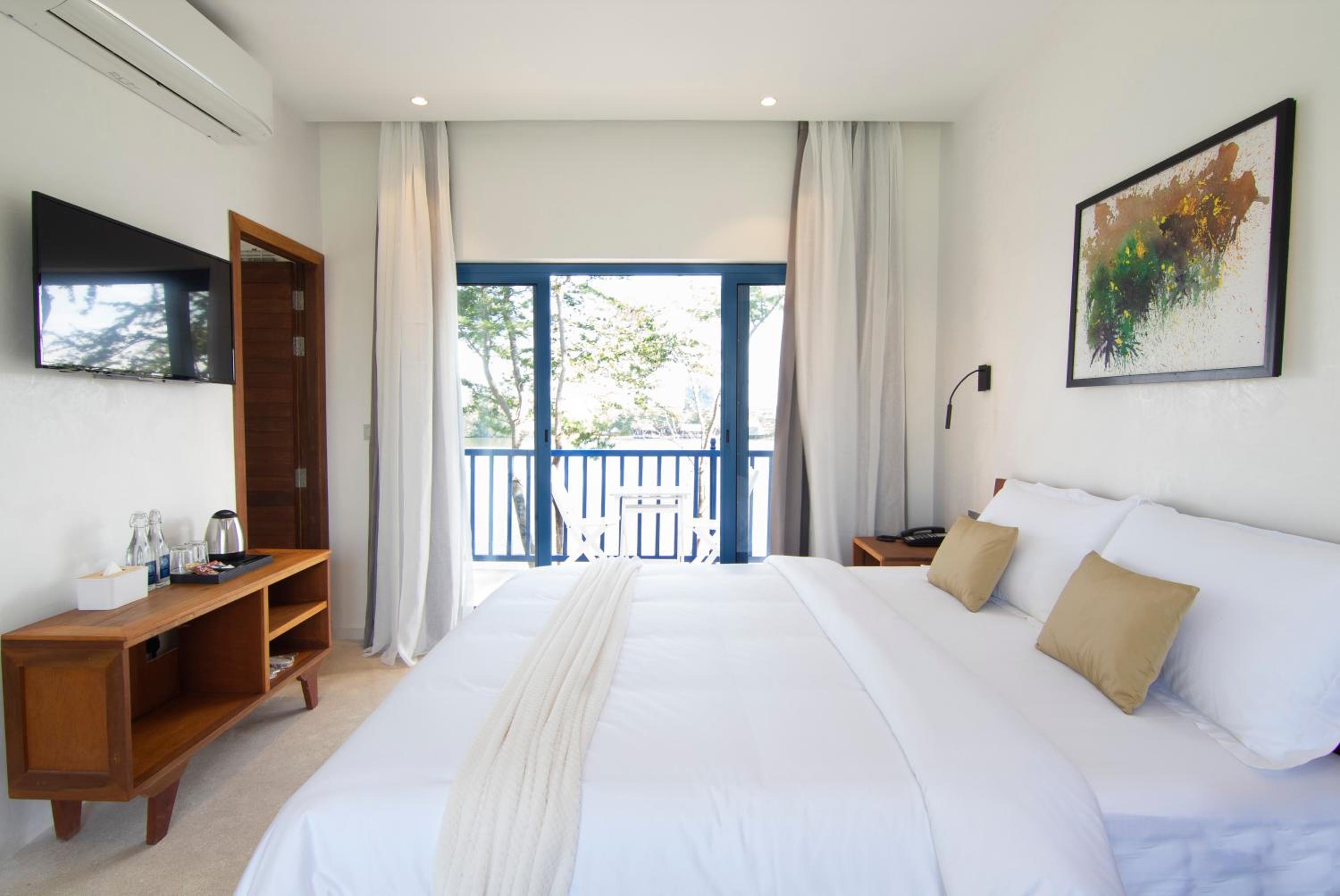 River Front Double Room - Photo 1