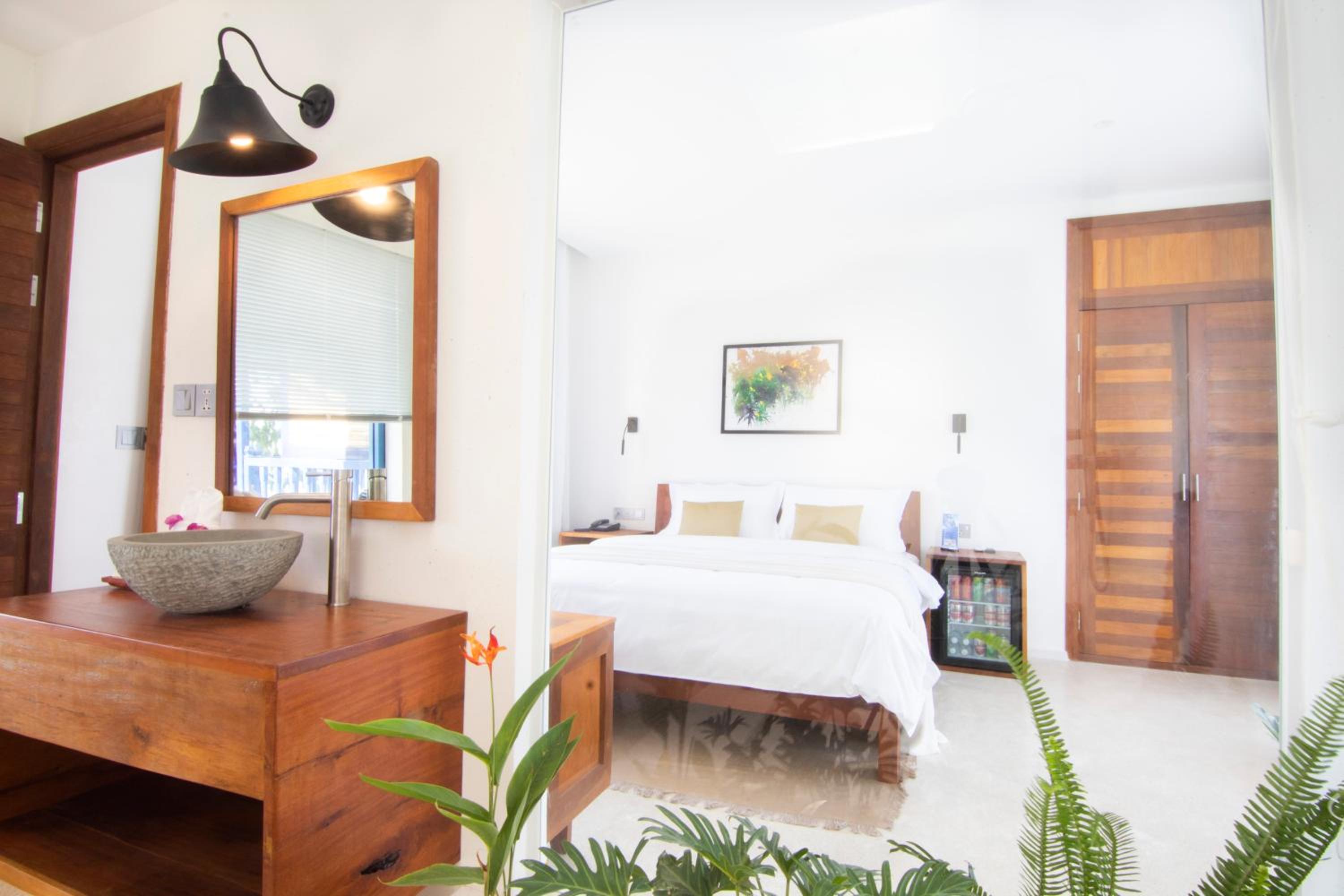 River Front Double Room - Photo 5