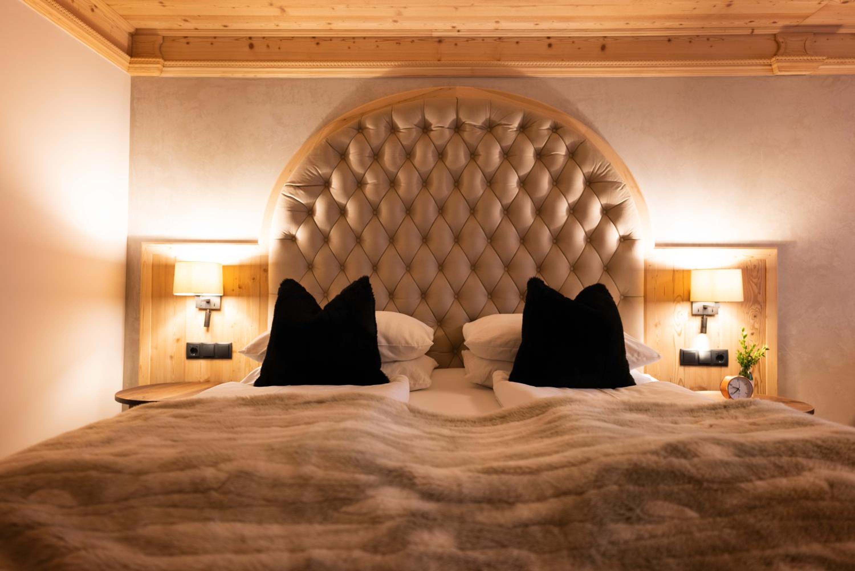 Deluxe Double Room - Photo 1
