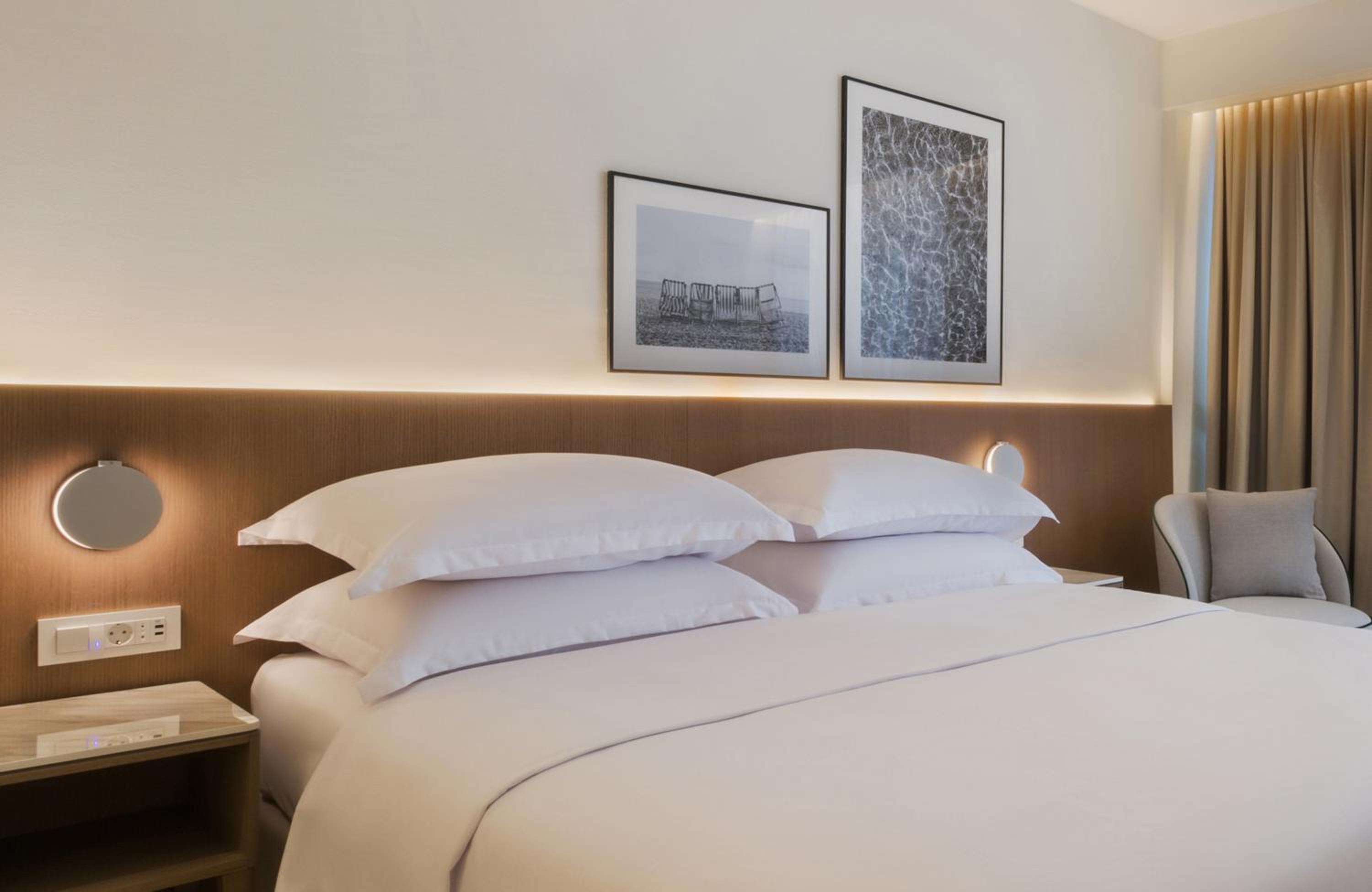 Standard Double Room - Photo 4