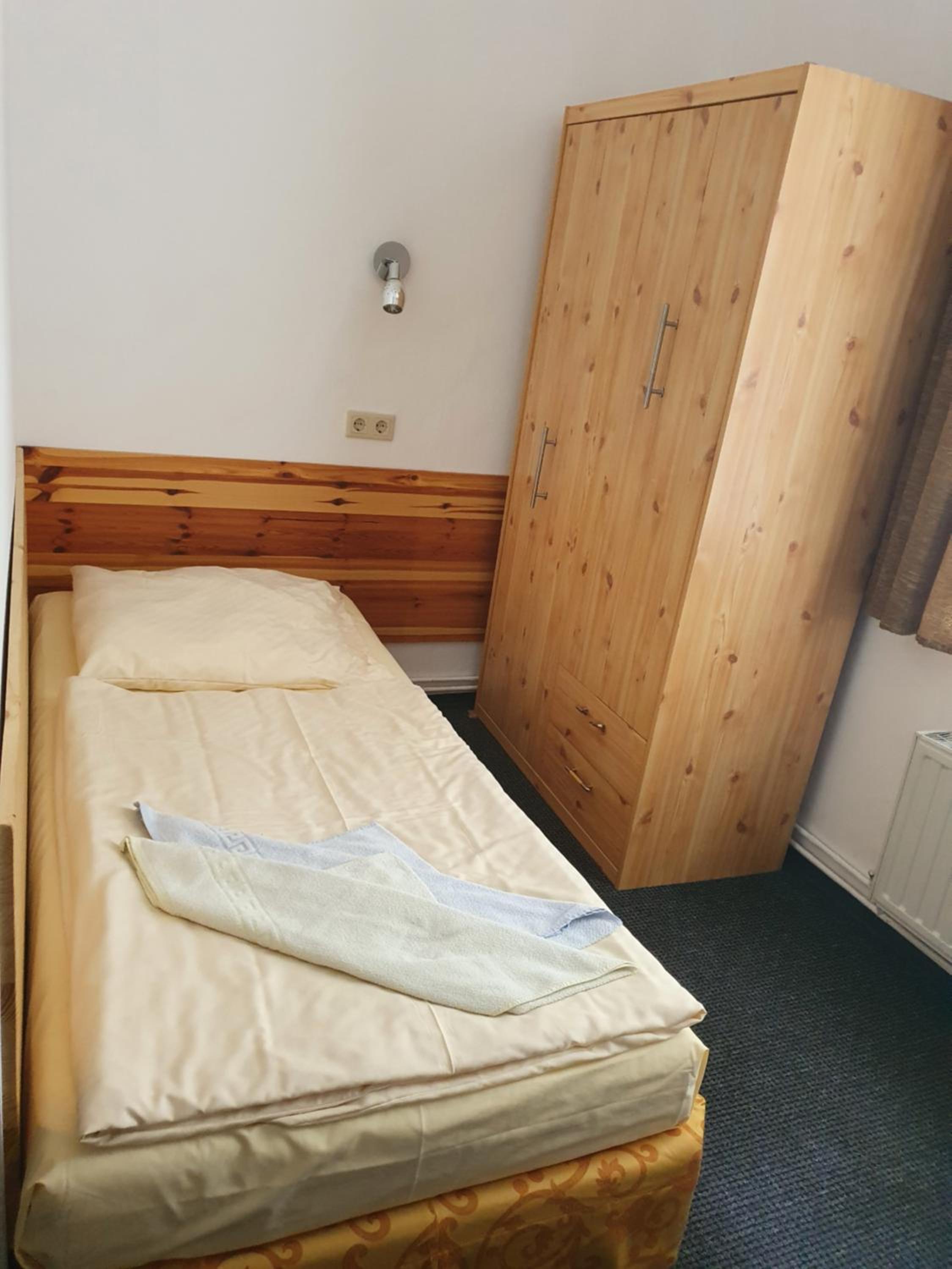 Single Room photo 1