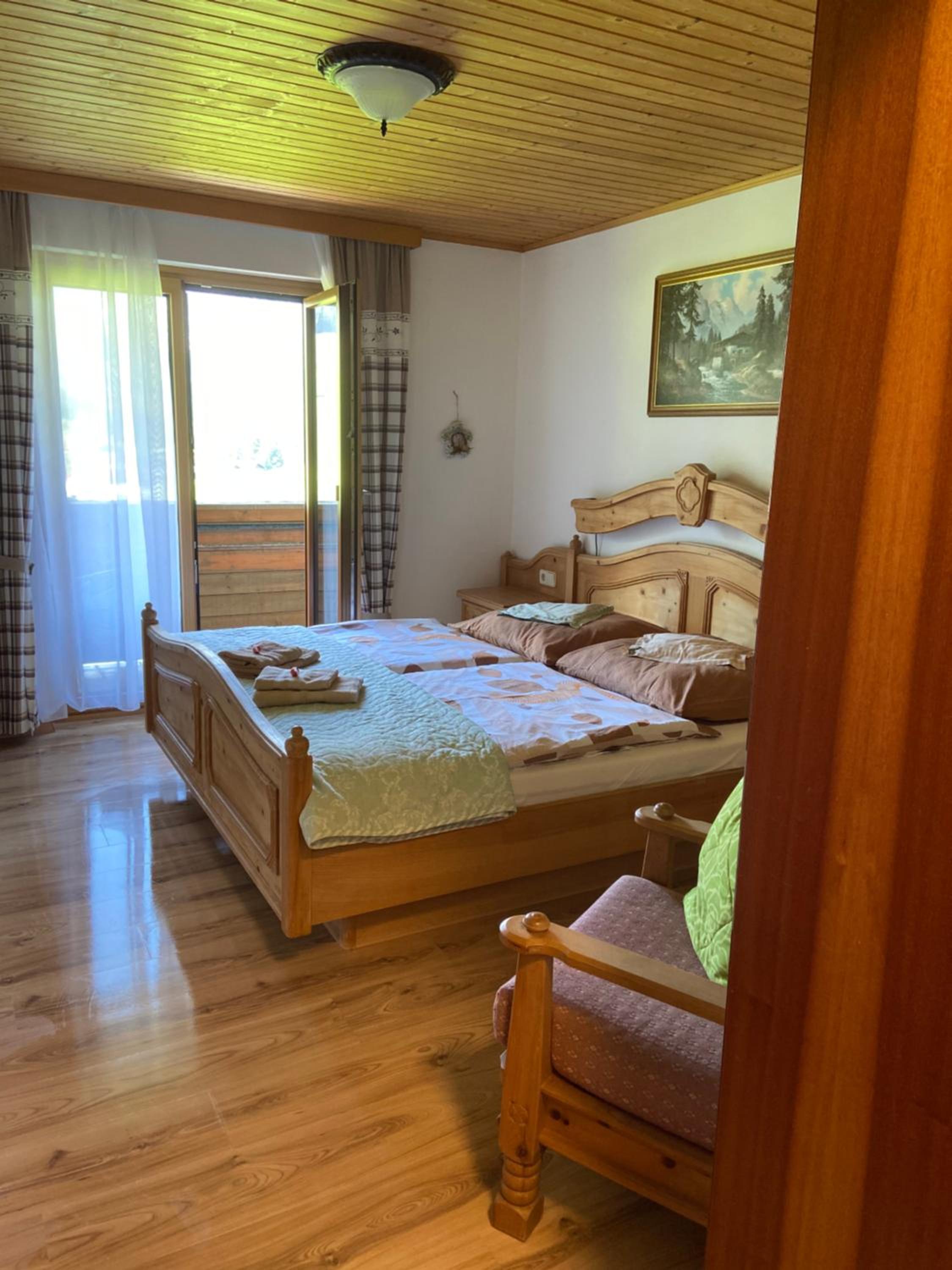 Deluxe Double Room with Balcony photo 2