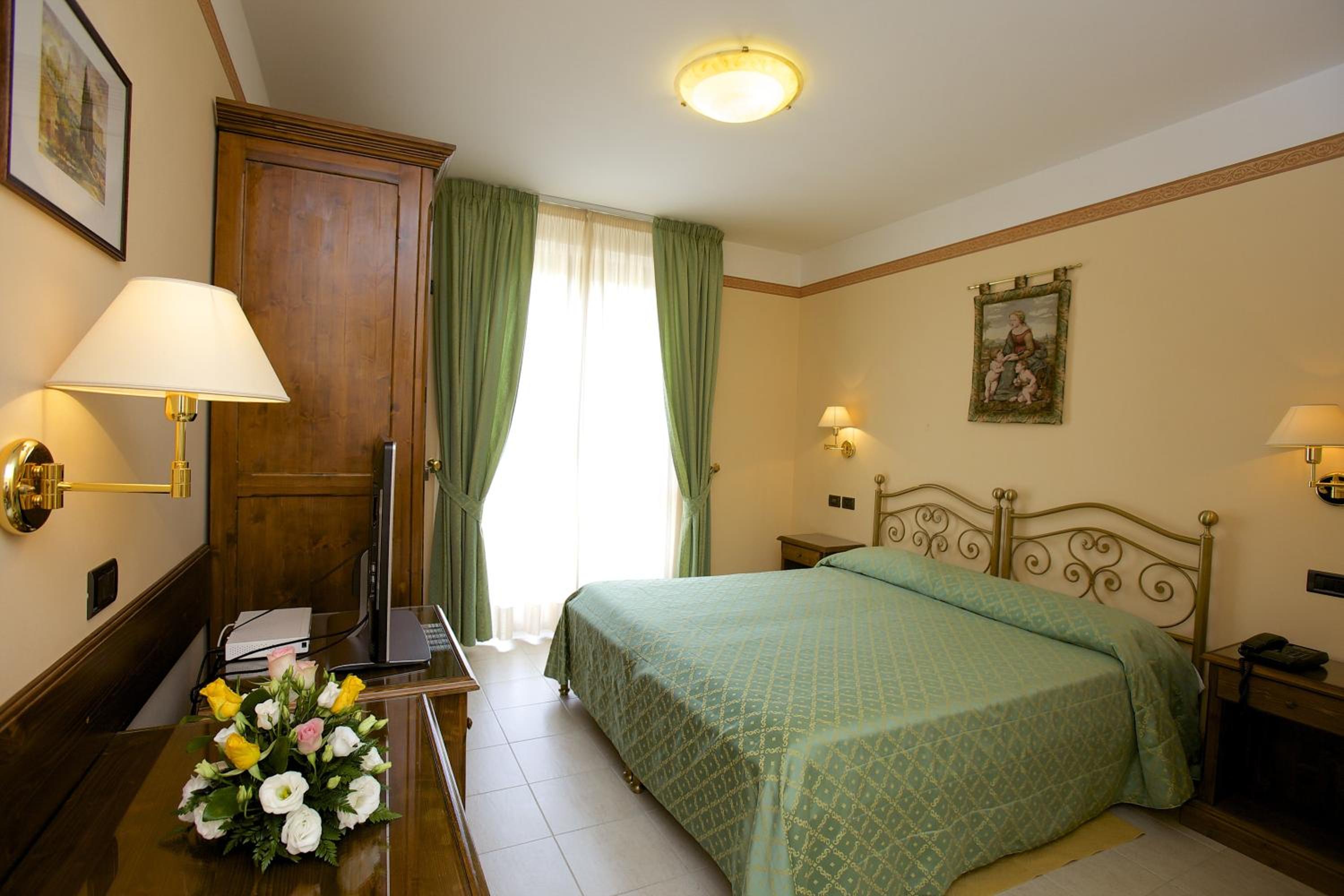 Superior Double or Twin Room - Photo 1