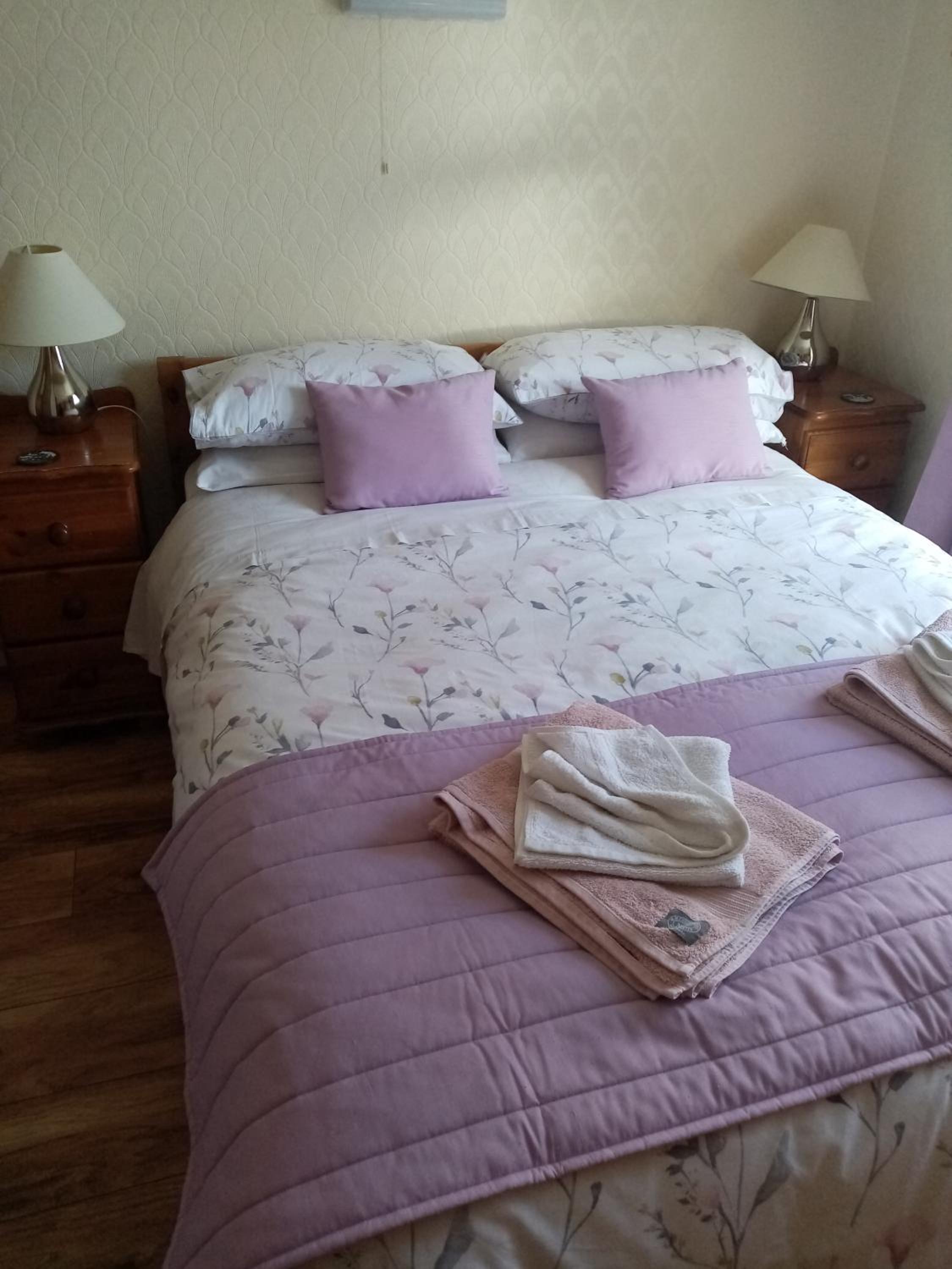 Double Room - Photo 2