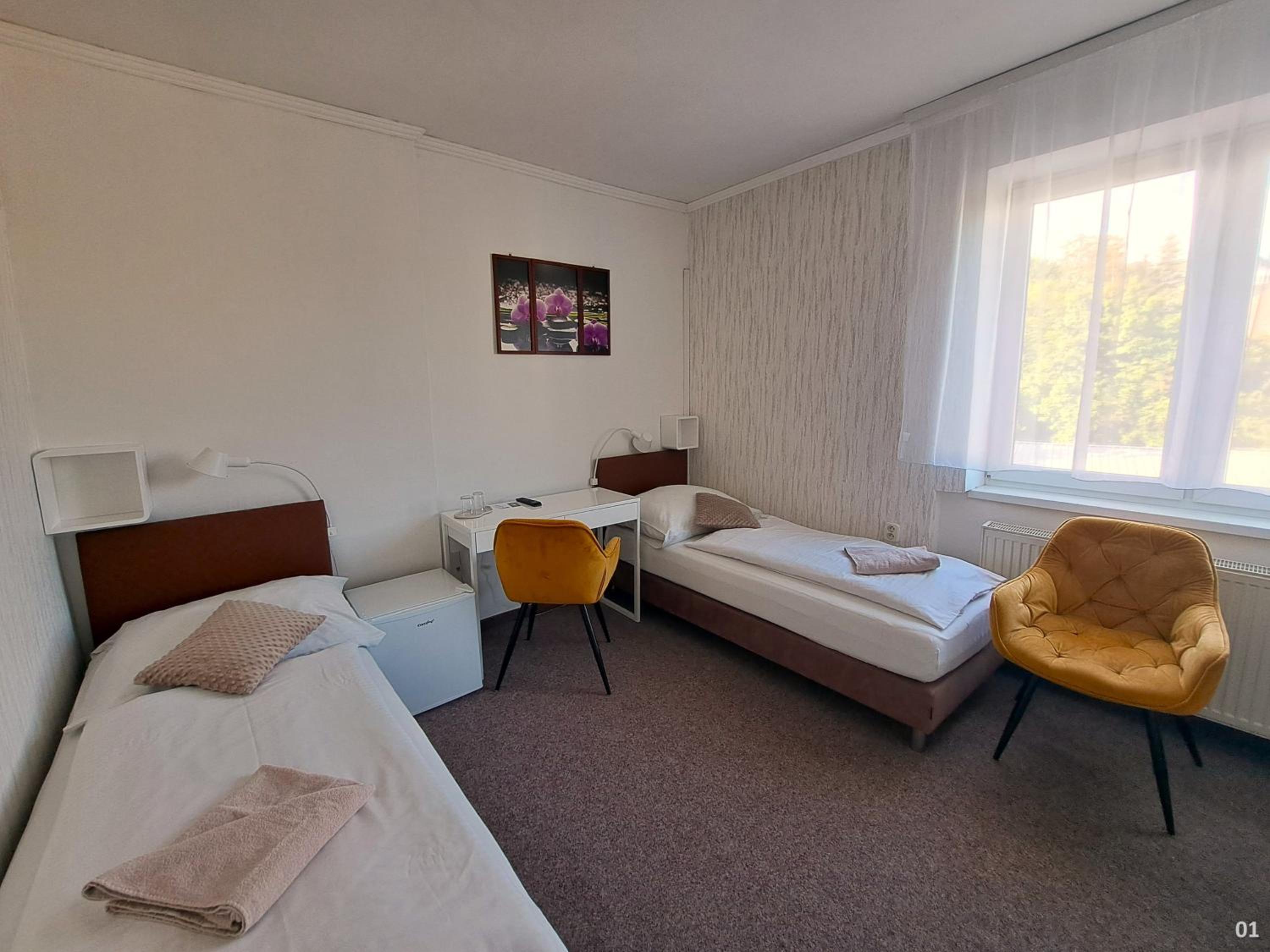 Standard Twin Room photo 1