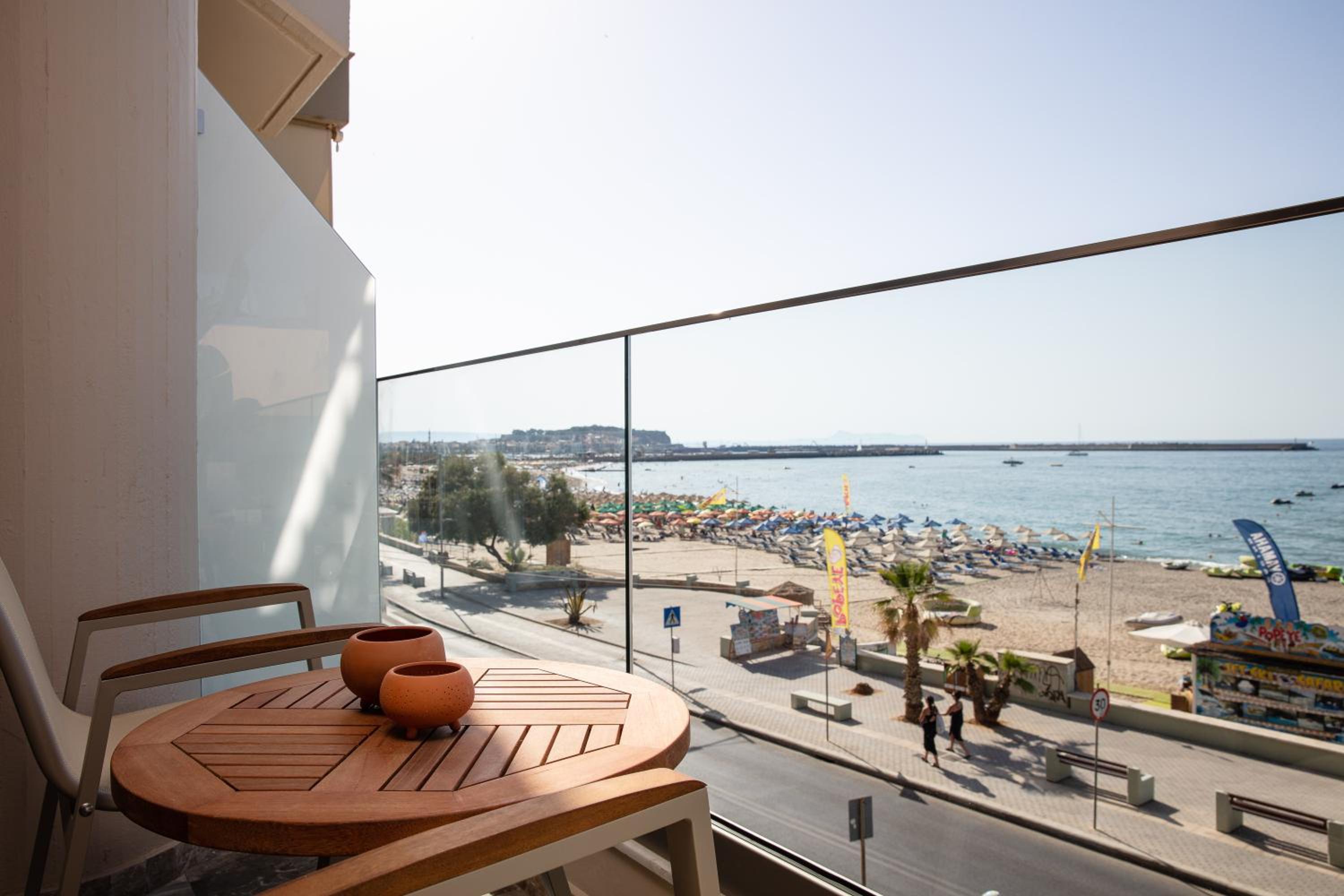 Junior Suite with Sea View - Photo 29
