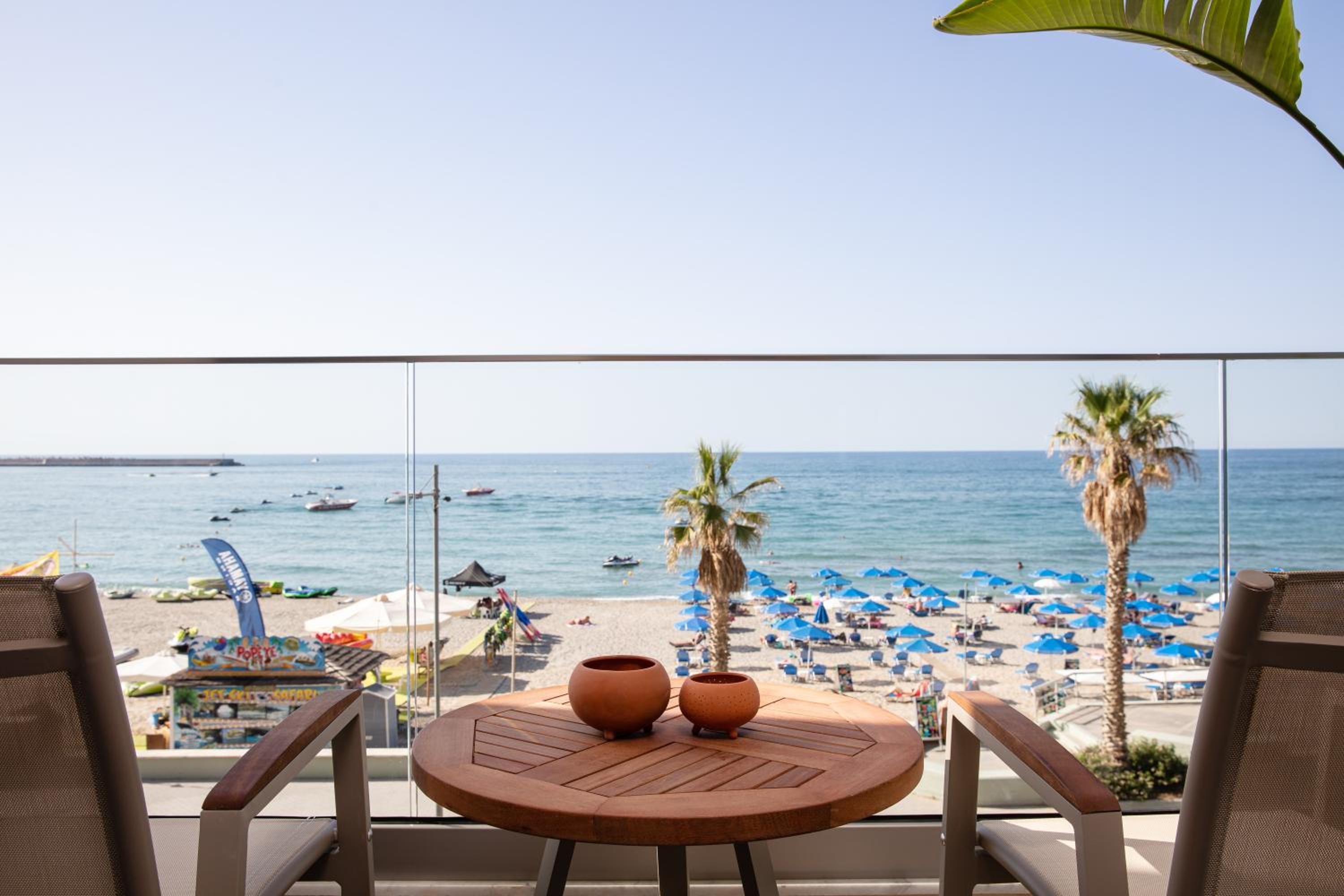 Junior Suite with Sea View - Photo 17
