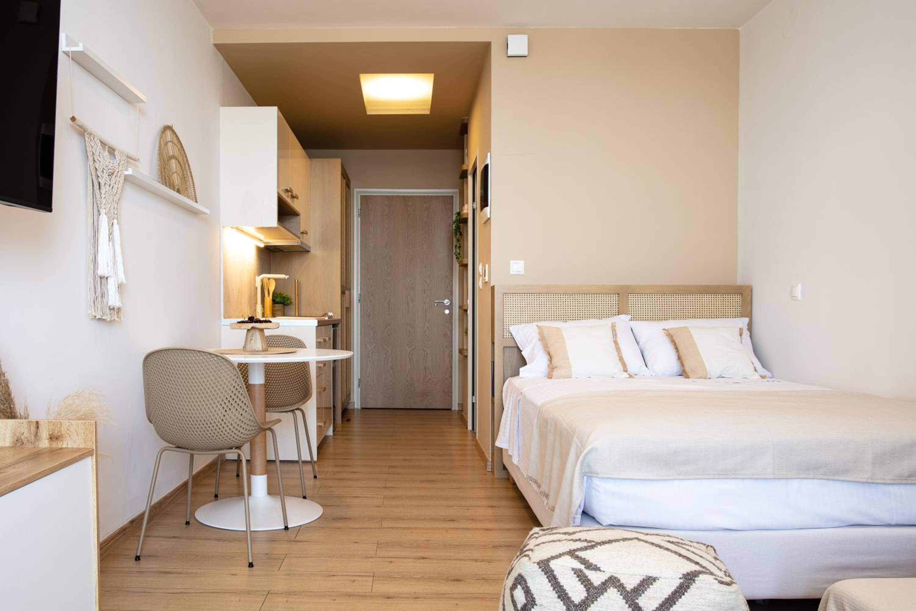 Junior Suite with Sea View - Photo 19
