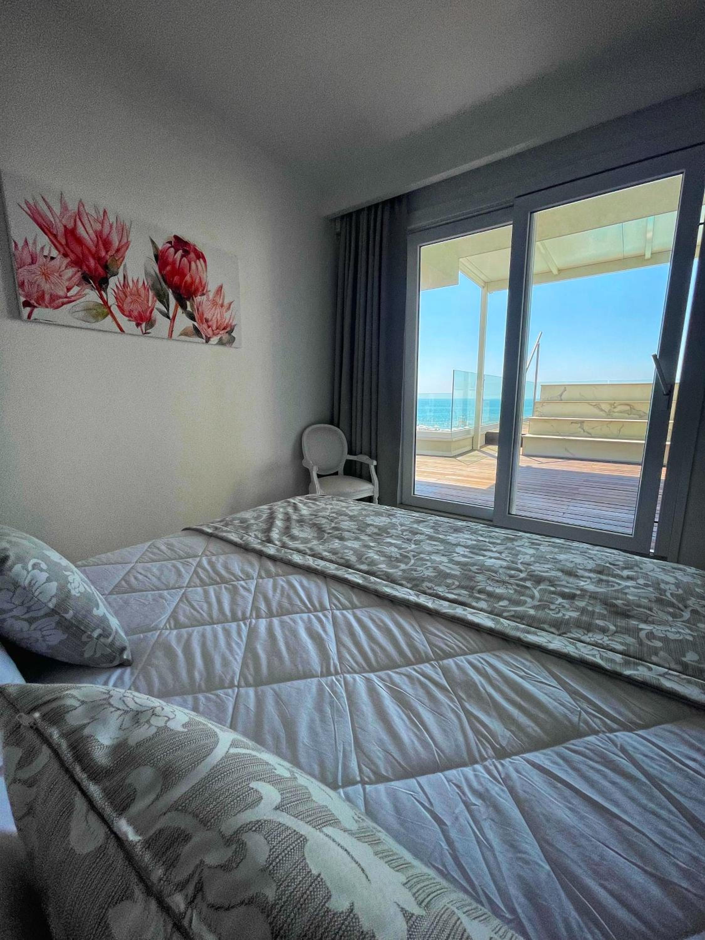 Suite with Private Pool and Big Terrace Sea View