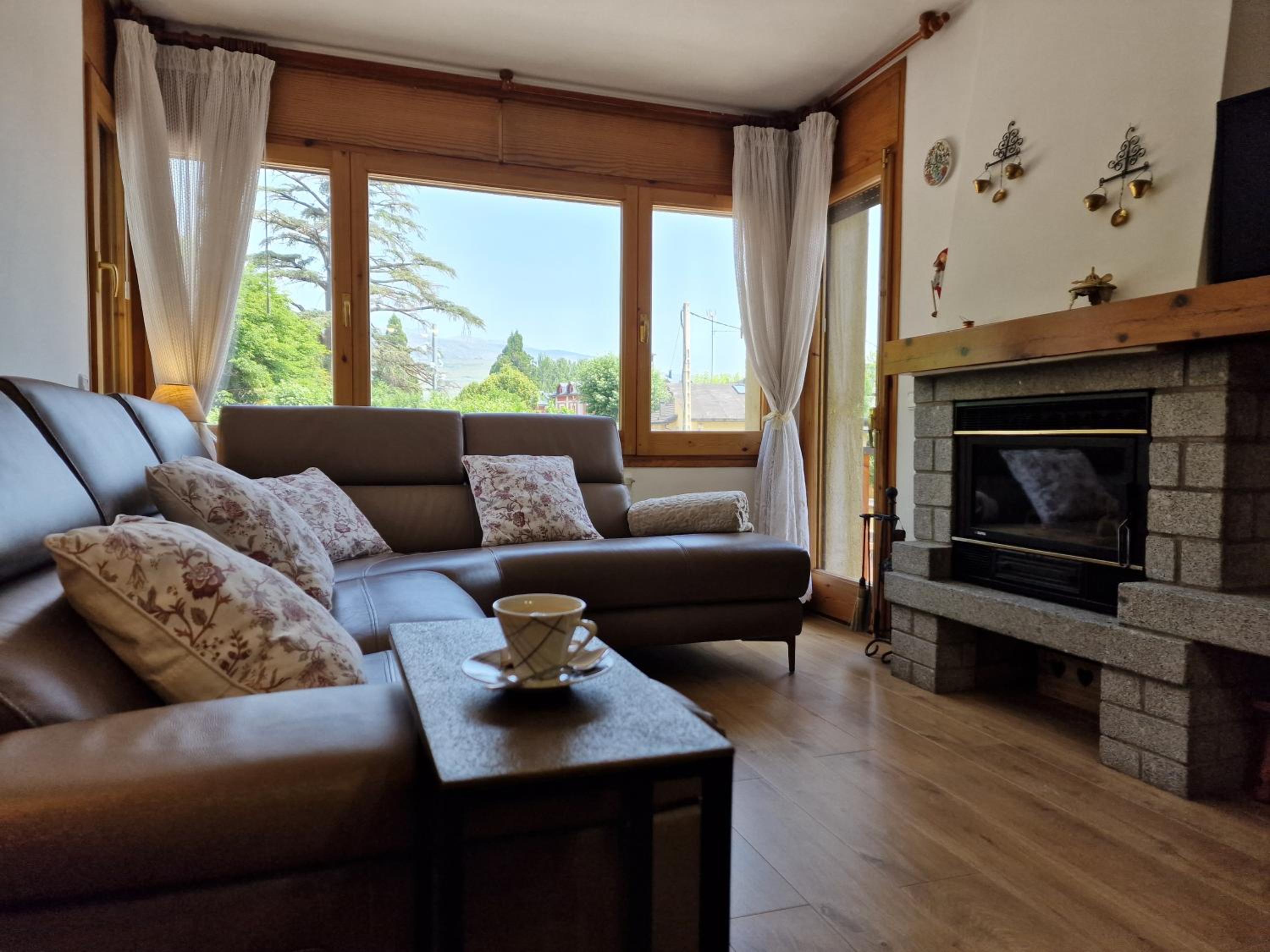 Apartamento con vista a la montaña