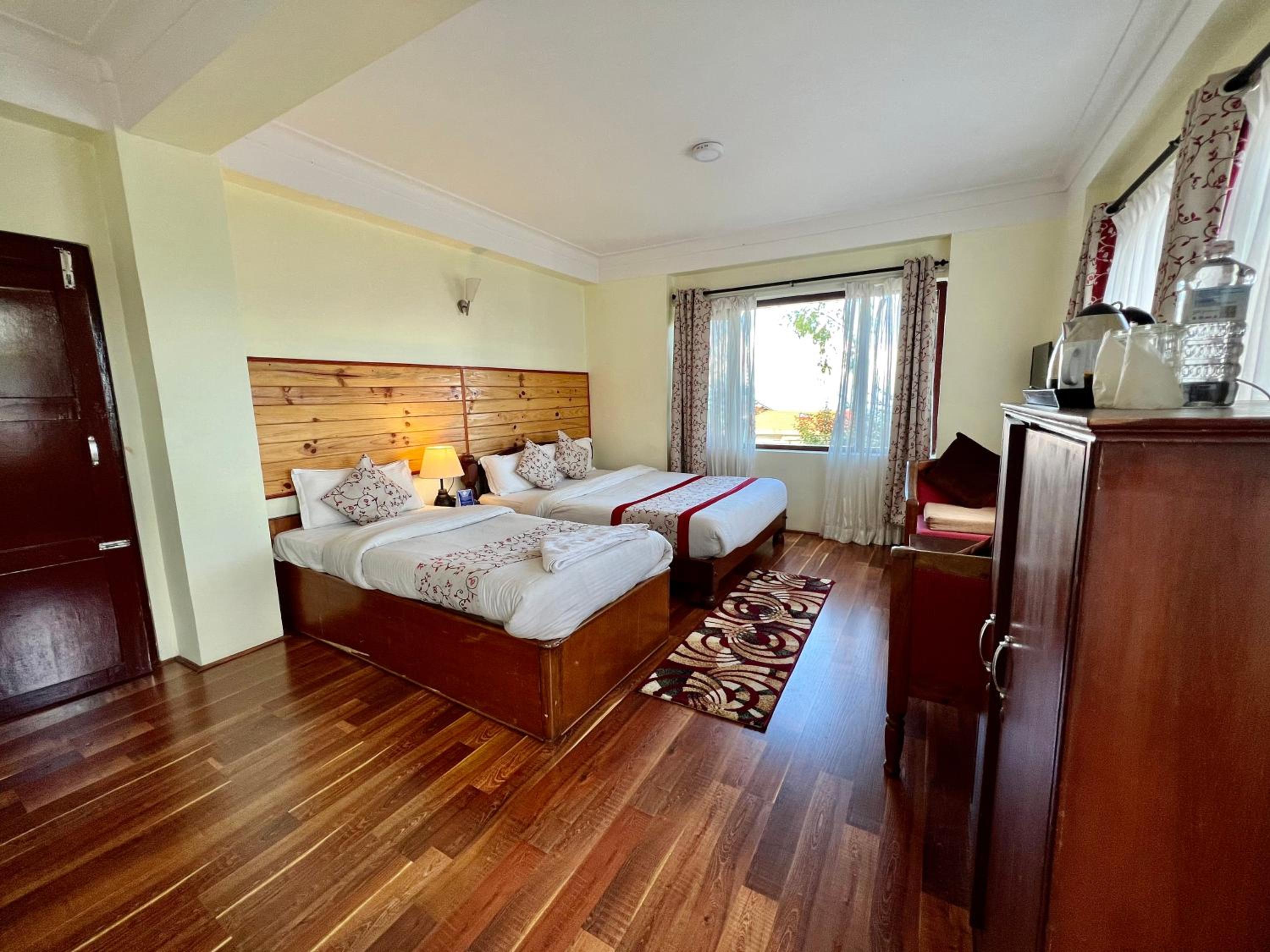 Double Room with Two Double Beds photo 3