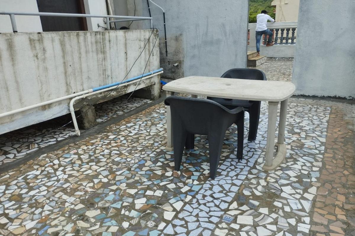 Deluxe Double Room with Balcony photo 3