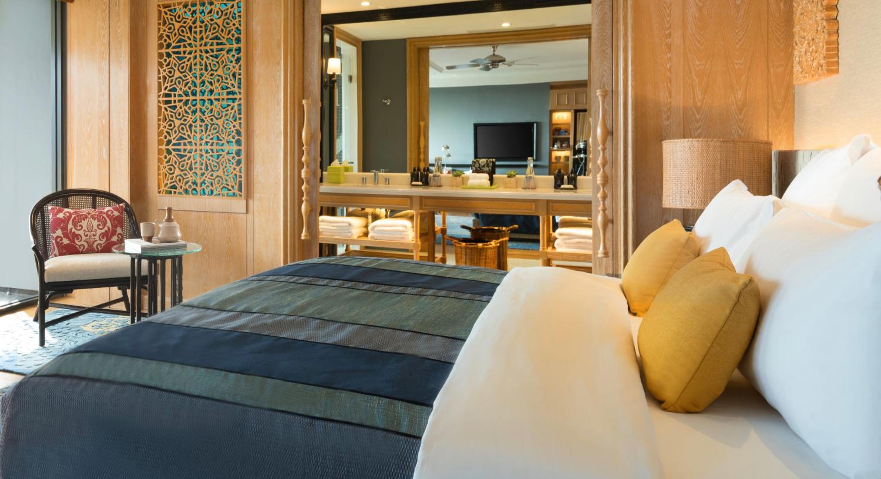 Premium Suite, 1 King Bed