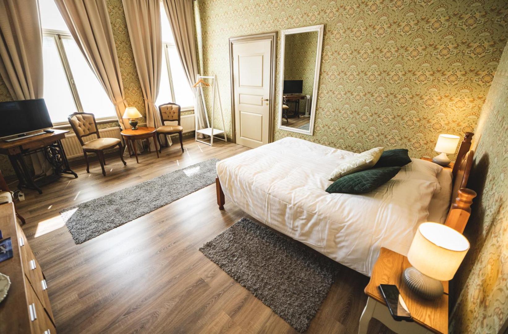 Double Room - Photo 2