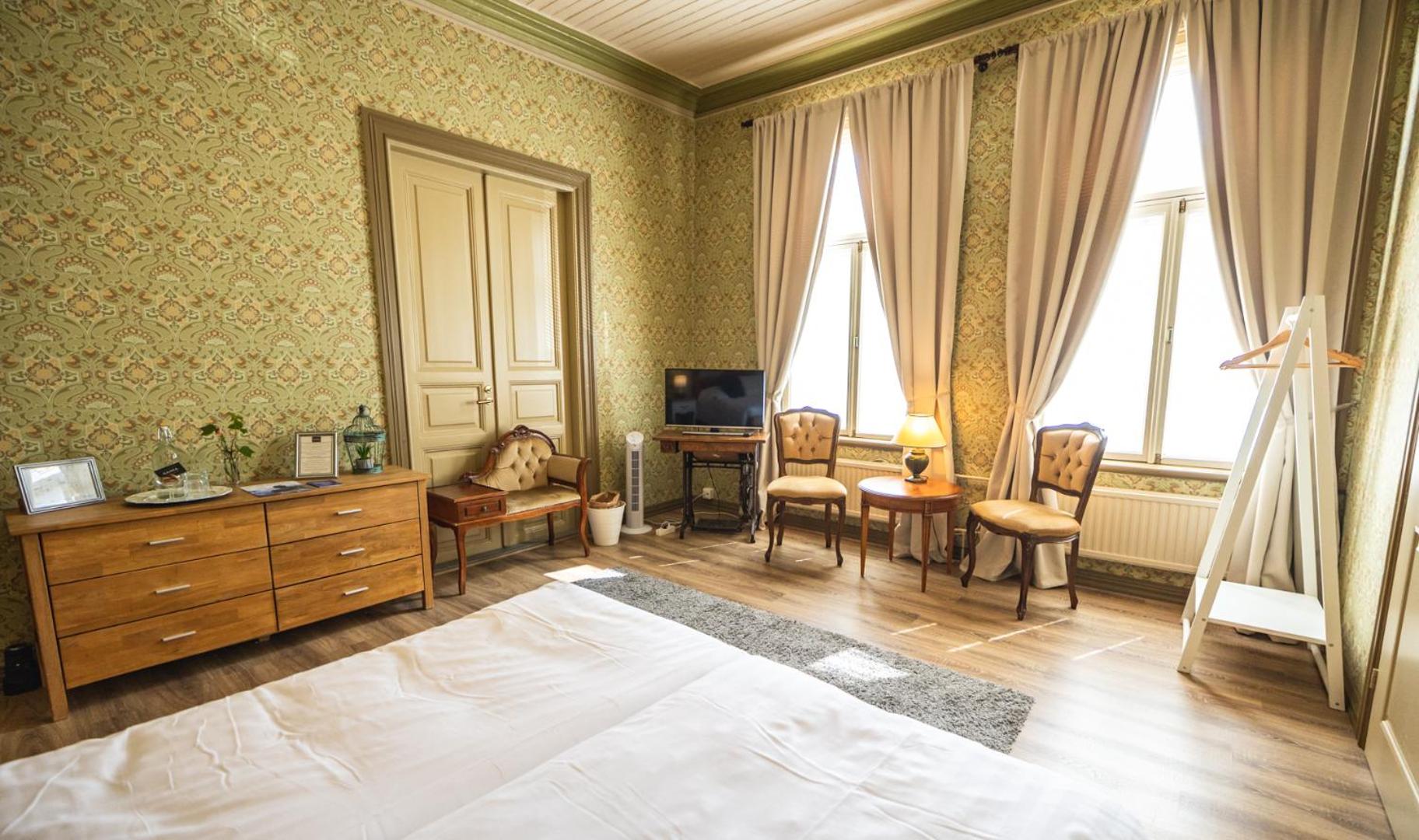 Double Room - Photo 1
