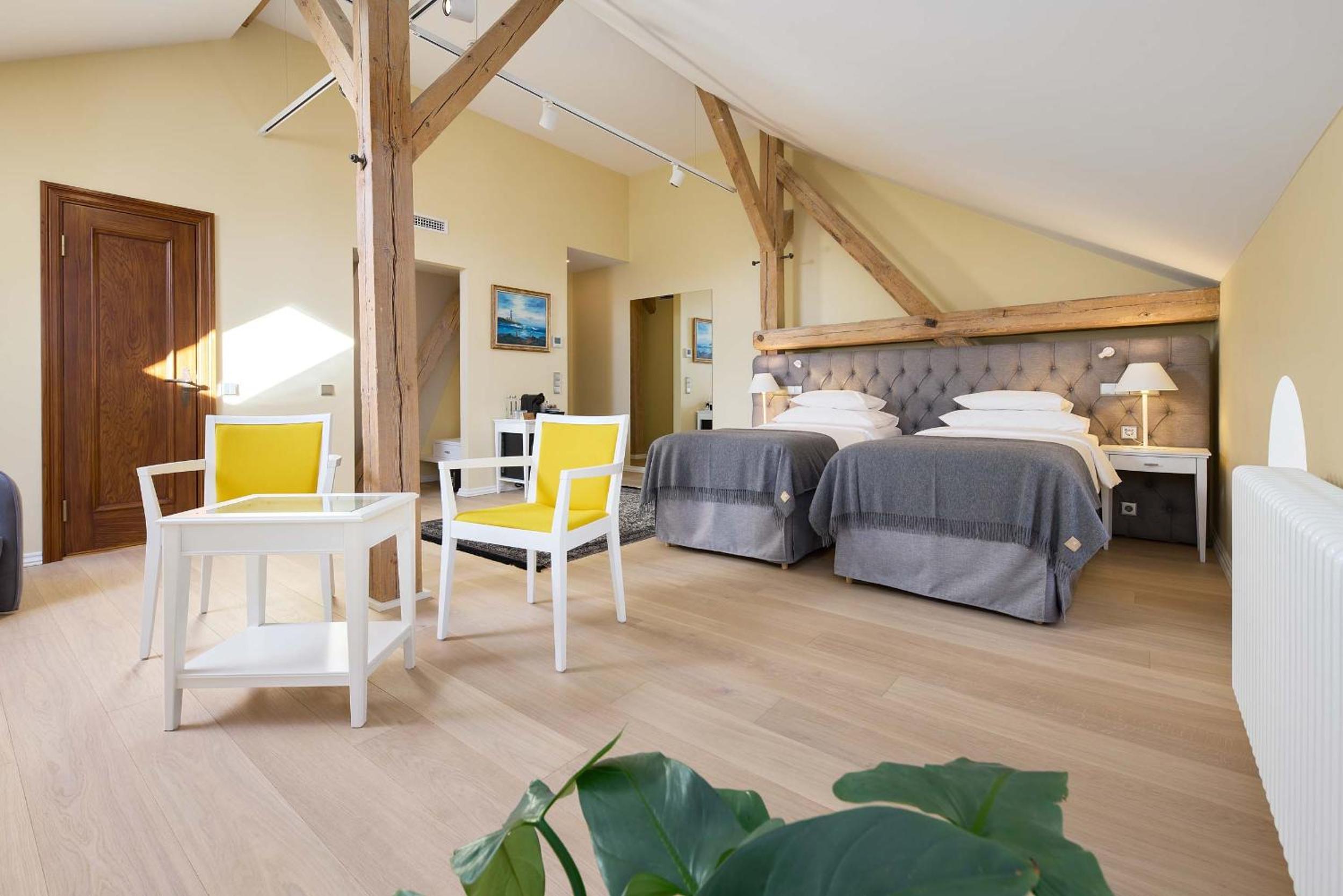 Superior Double or Twin Room with Spa Access - Photo 7