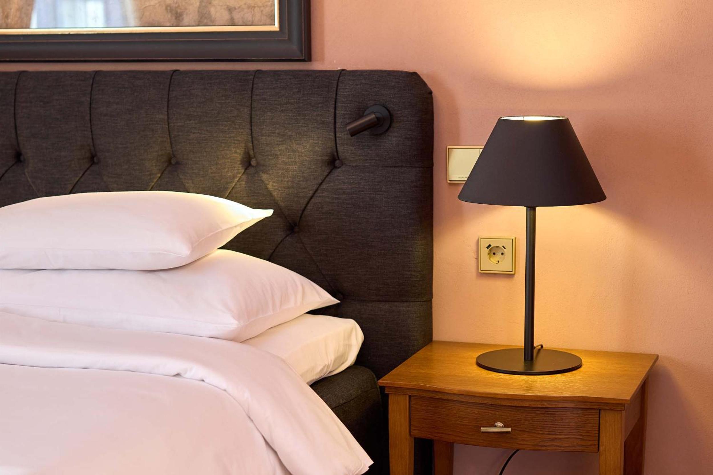Deluxe Double or Twin Room with Spa Access - Photo 1
