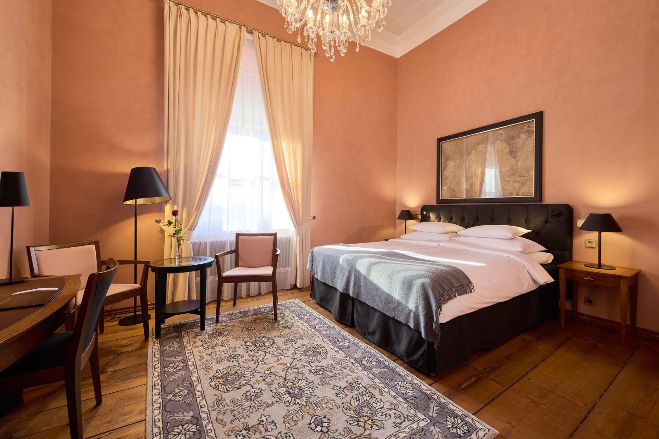 Deluxe Double or Twin Room with Spa Access - Photo 3