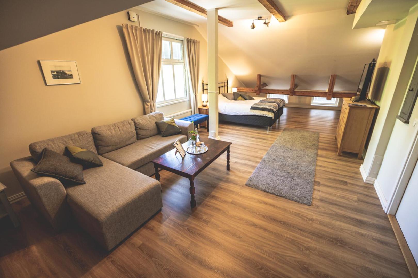 Deluxe Double Room with Castle View - Photo 6