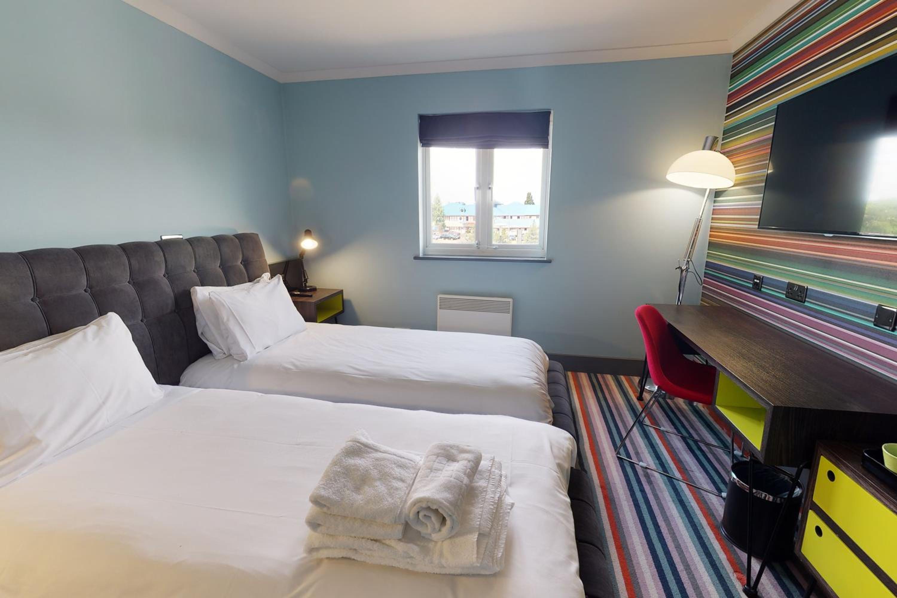 Twin Room - Photo 1