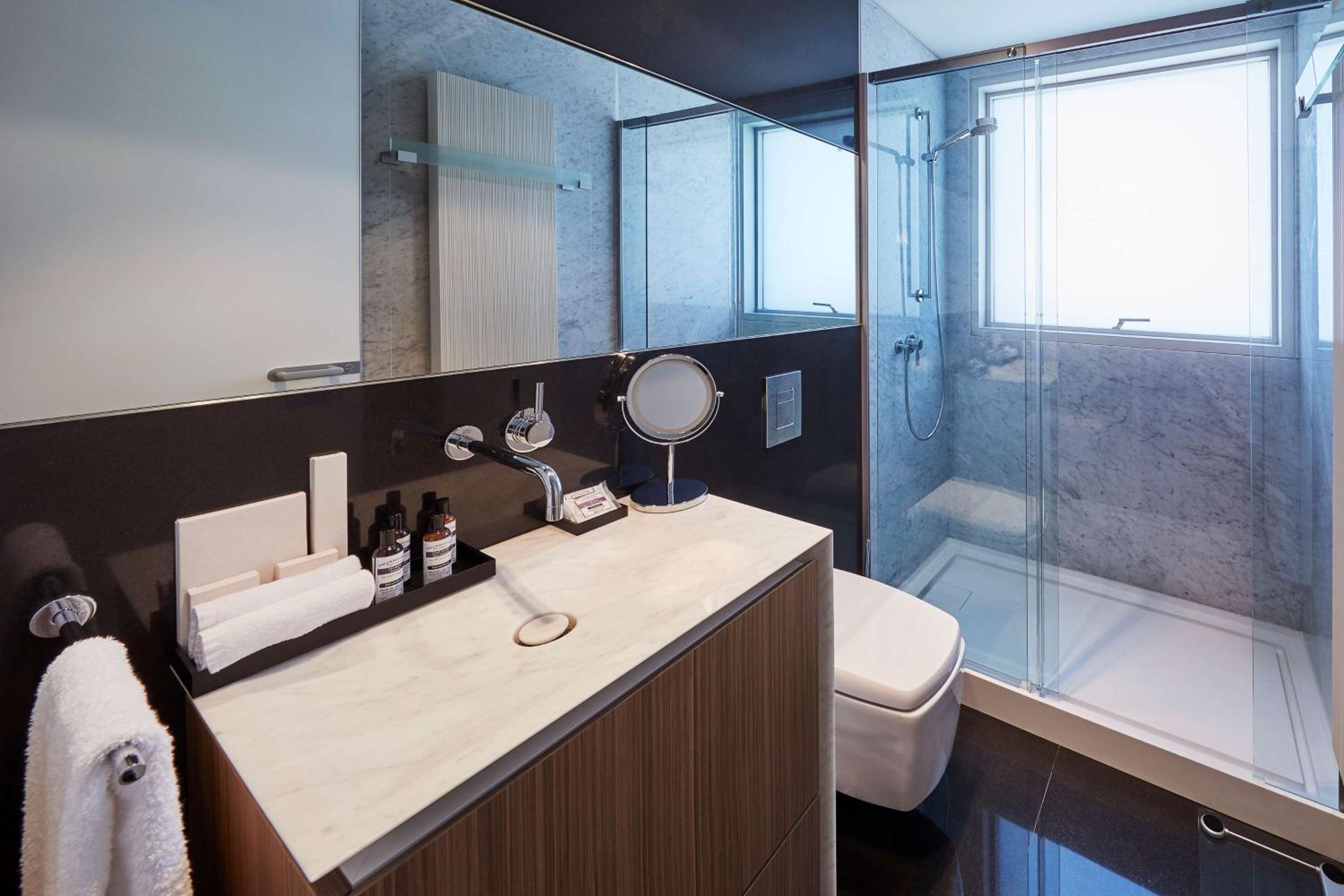 Two-Bedroom Family Apartment - Photo 8