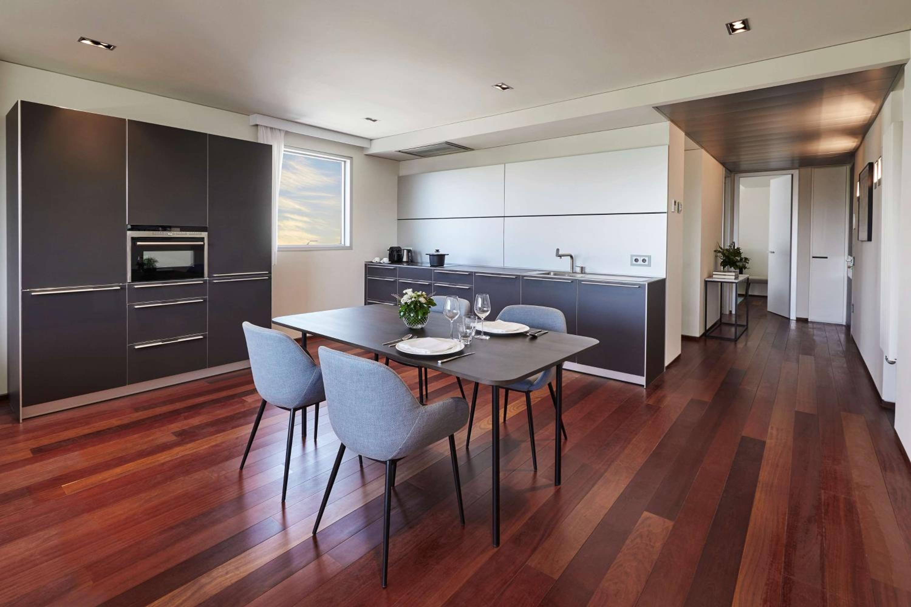 Two-Bedroom Family Apartment - Photo 11