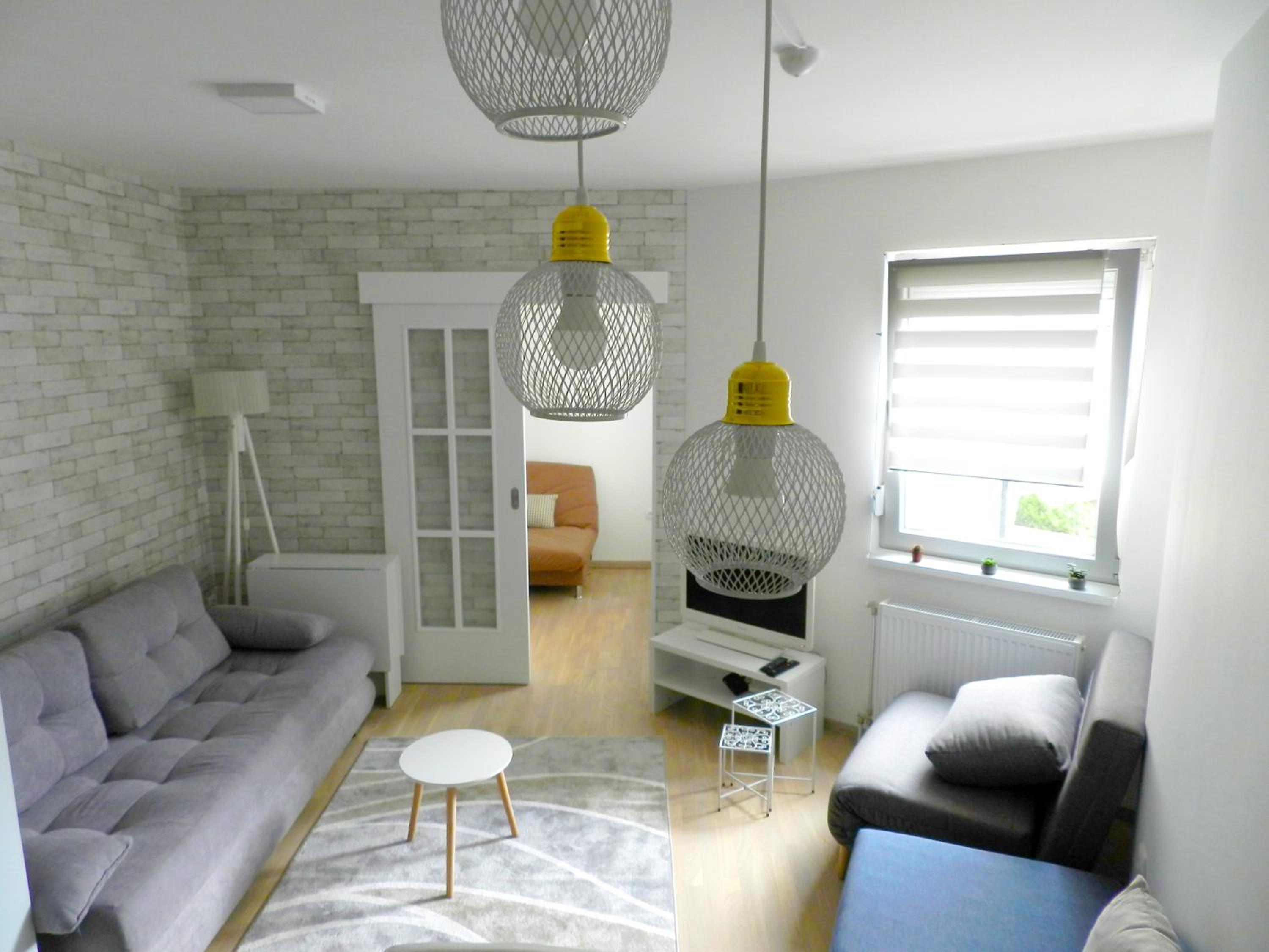 One-Bedroom Apartment photo 1
