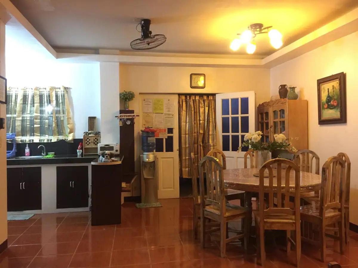 Four-Bedroom House - Photo 8