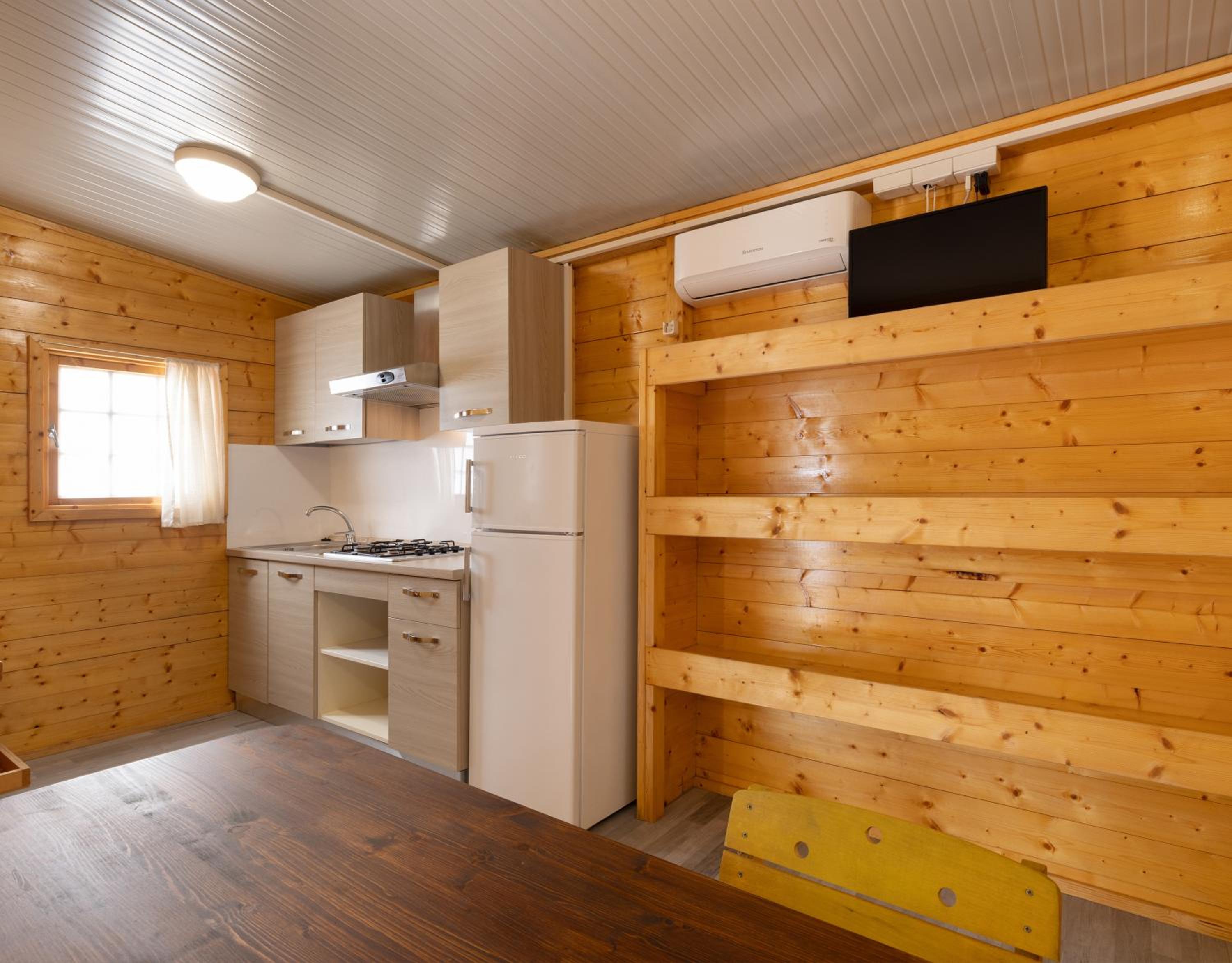 Two-Bedroom Chalet - A/C Extra Charge - Photo 9