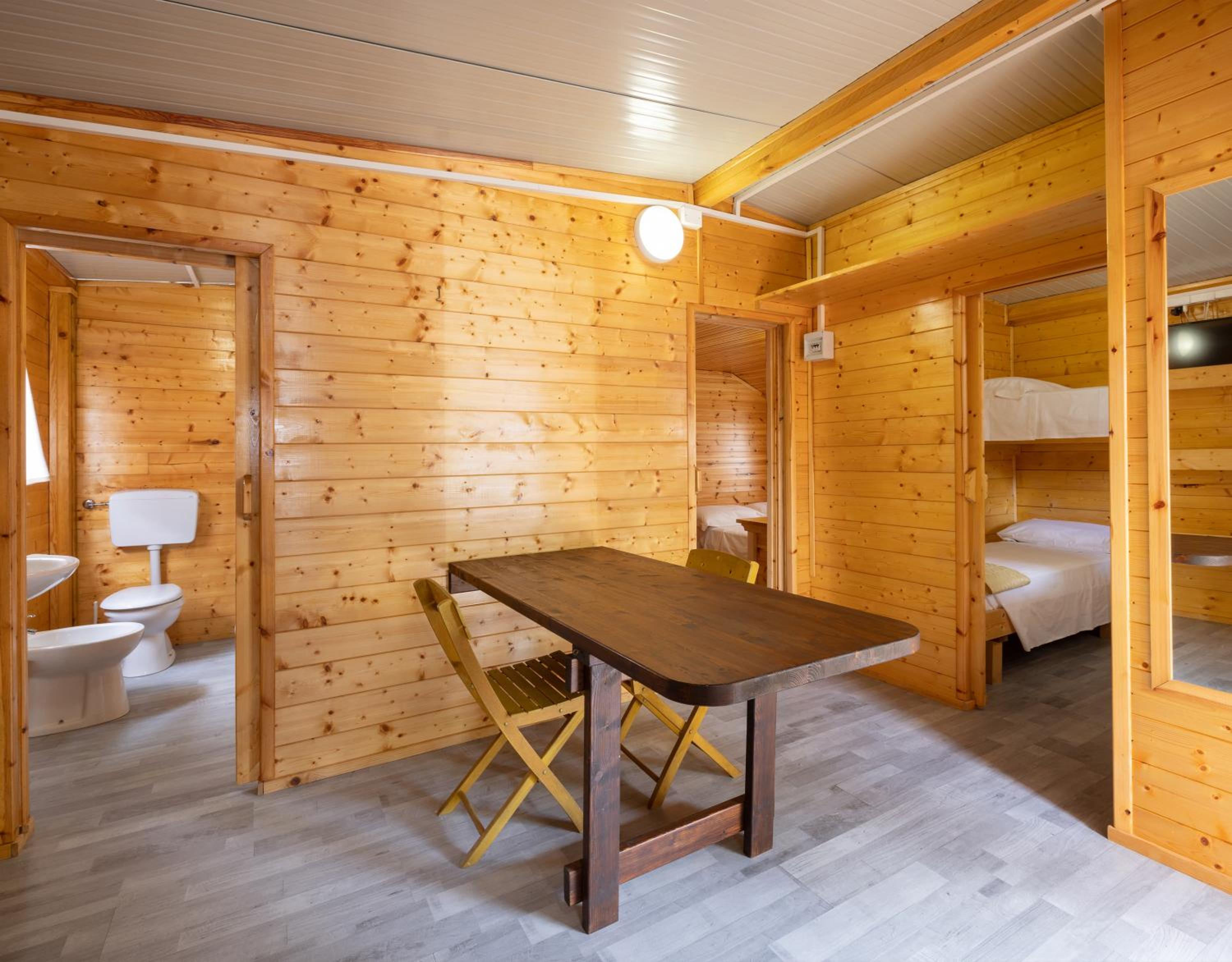 Two-Bedroom Chalet - A/C Extra Charge - Photo 6