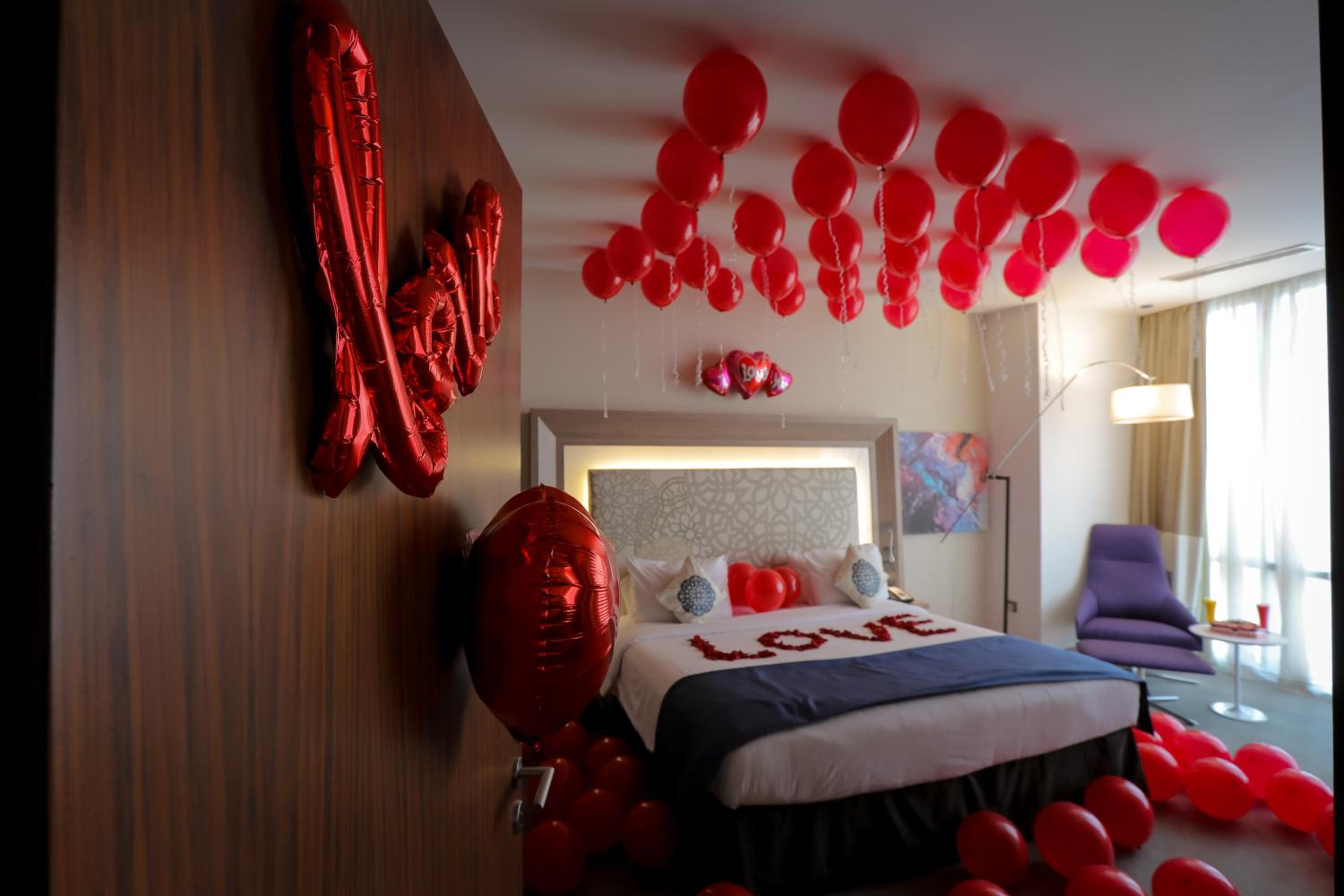 Executive Suite With 1 Kingsize Bed And 1 Sofa - Photo 11