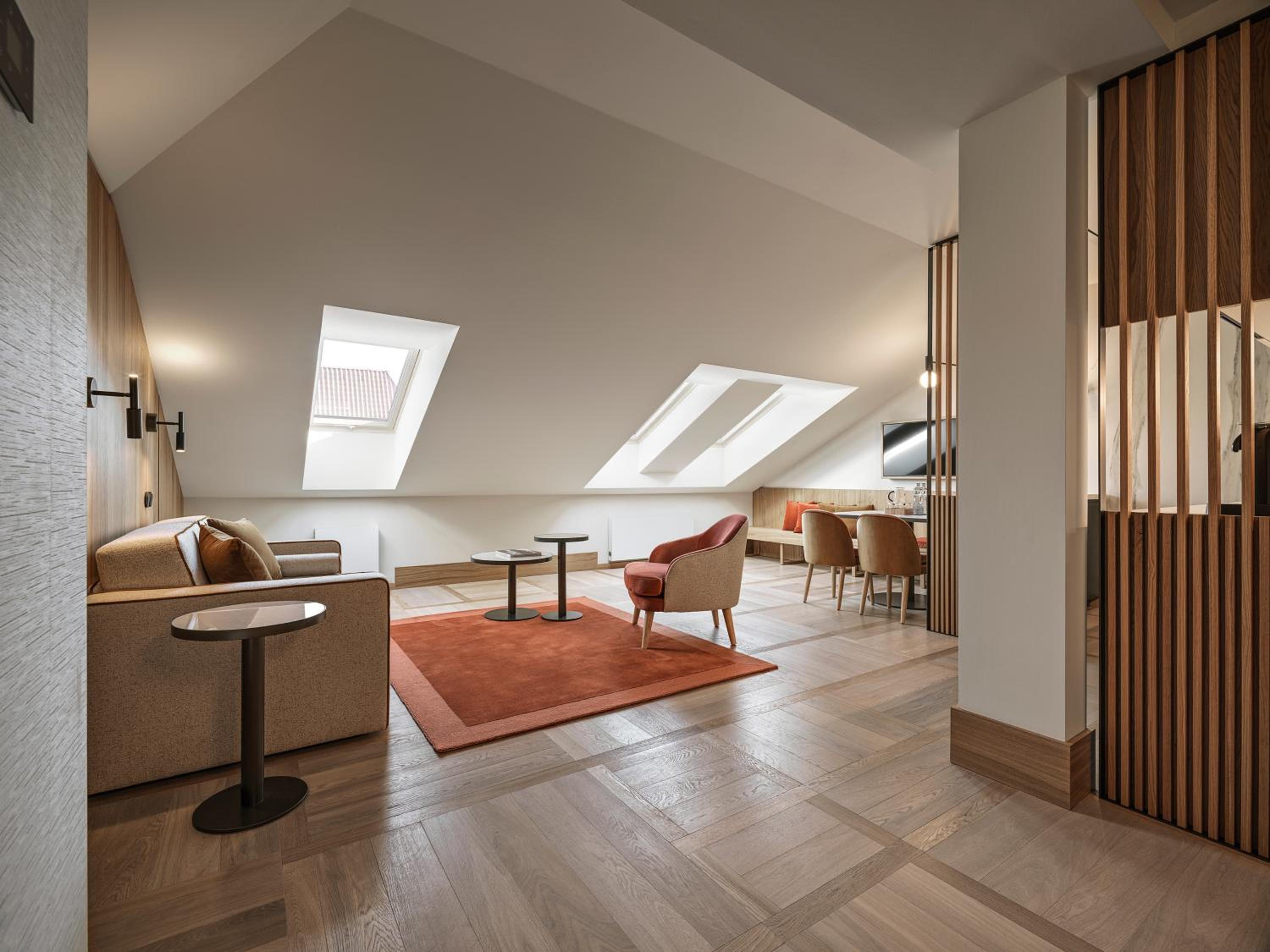 Penthouse Apartment thumbnail 6