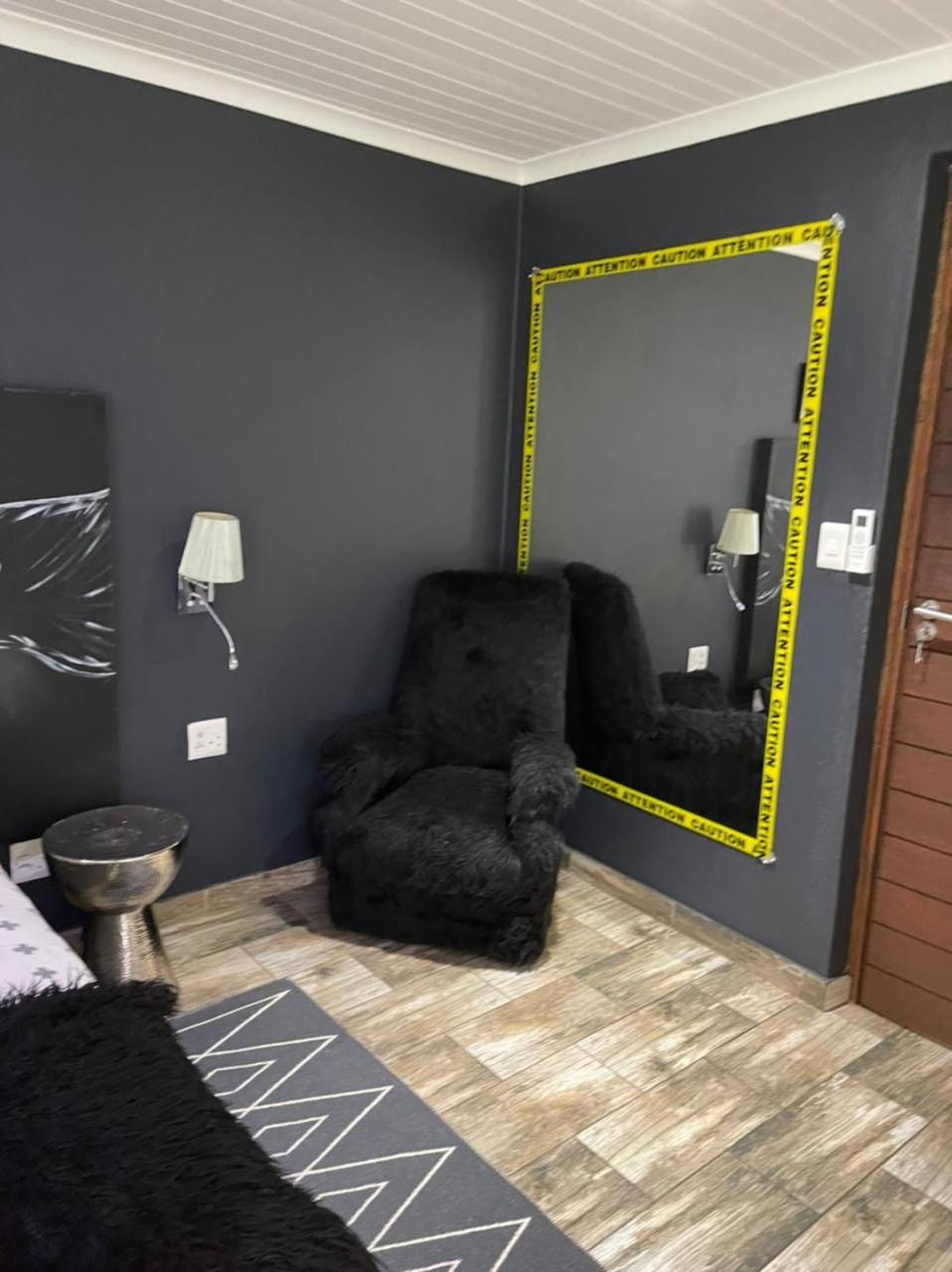 Suite with Terrace - Photo 8