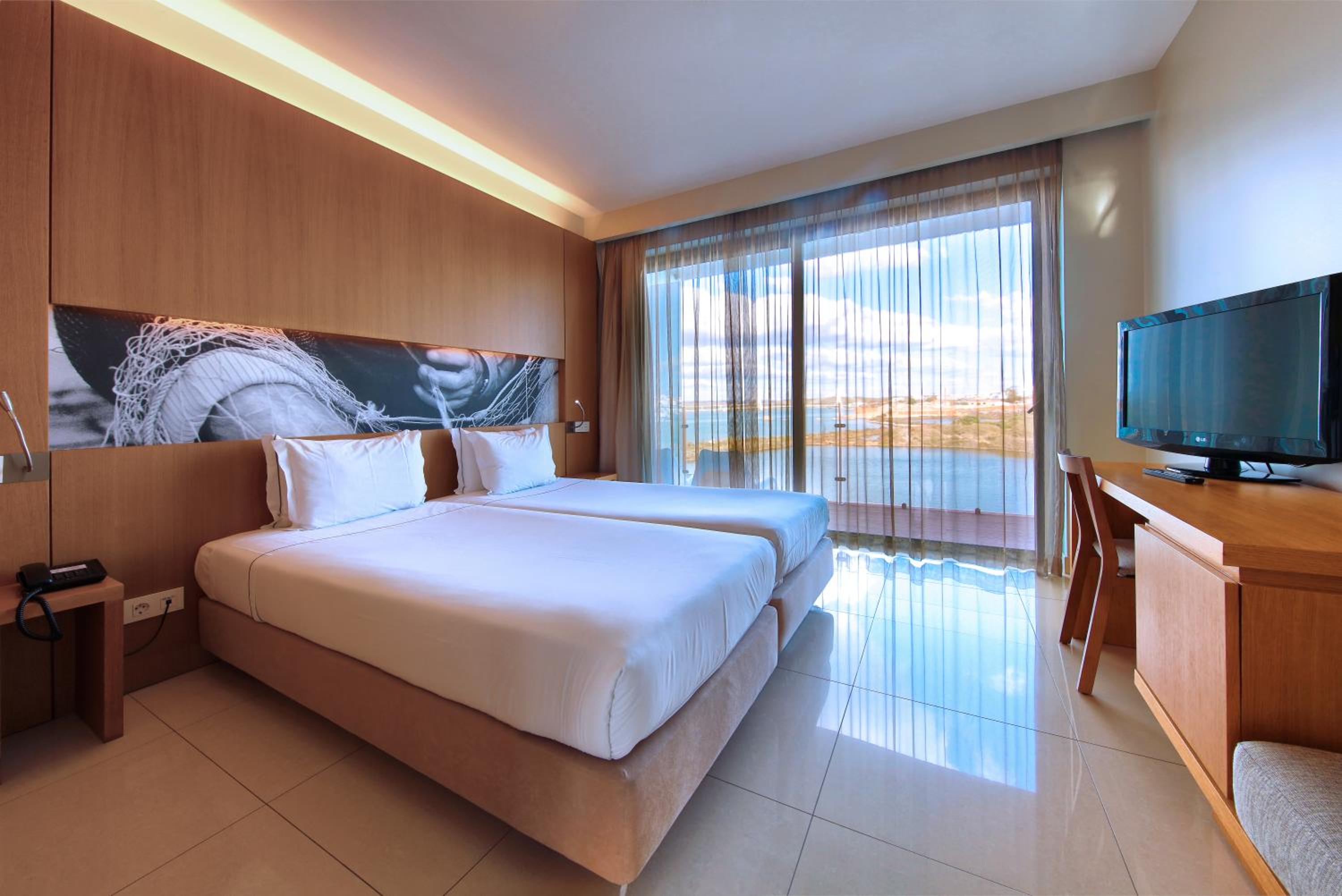 Superior Double or Twin Room - Photo 1