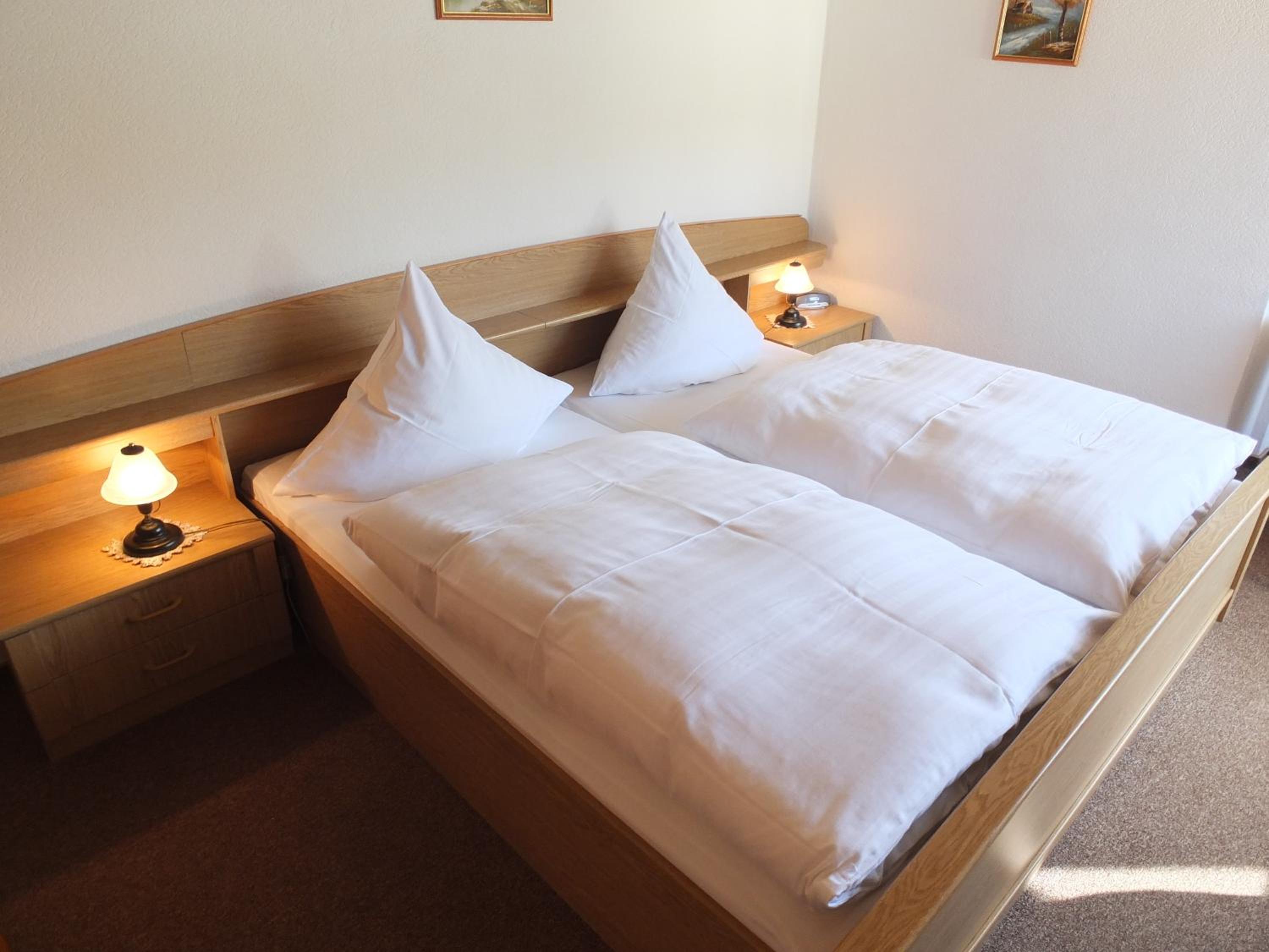 Small Double Room - Photo 7