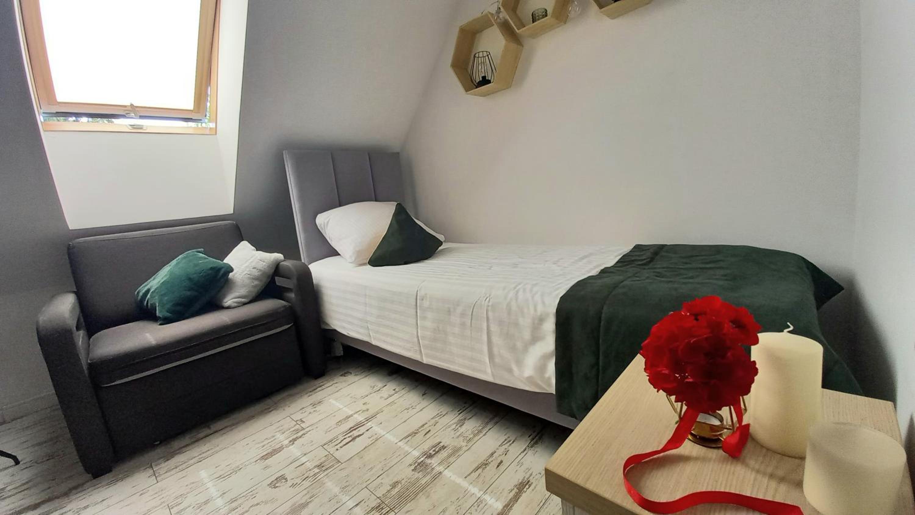 Single Room photo 1