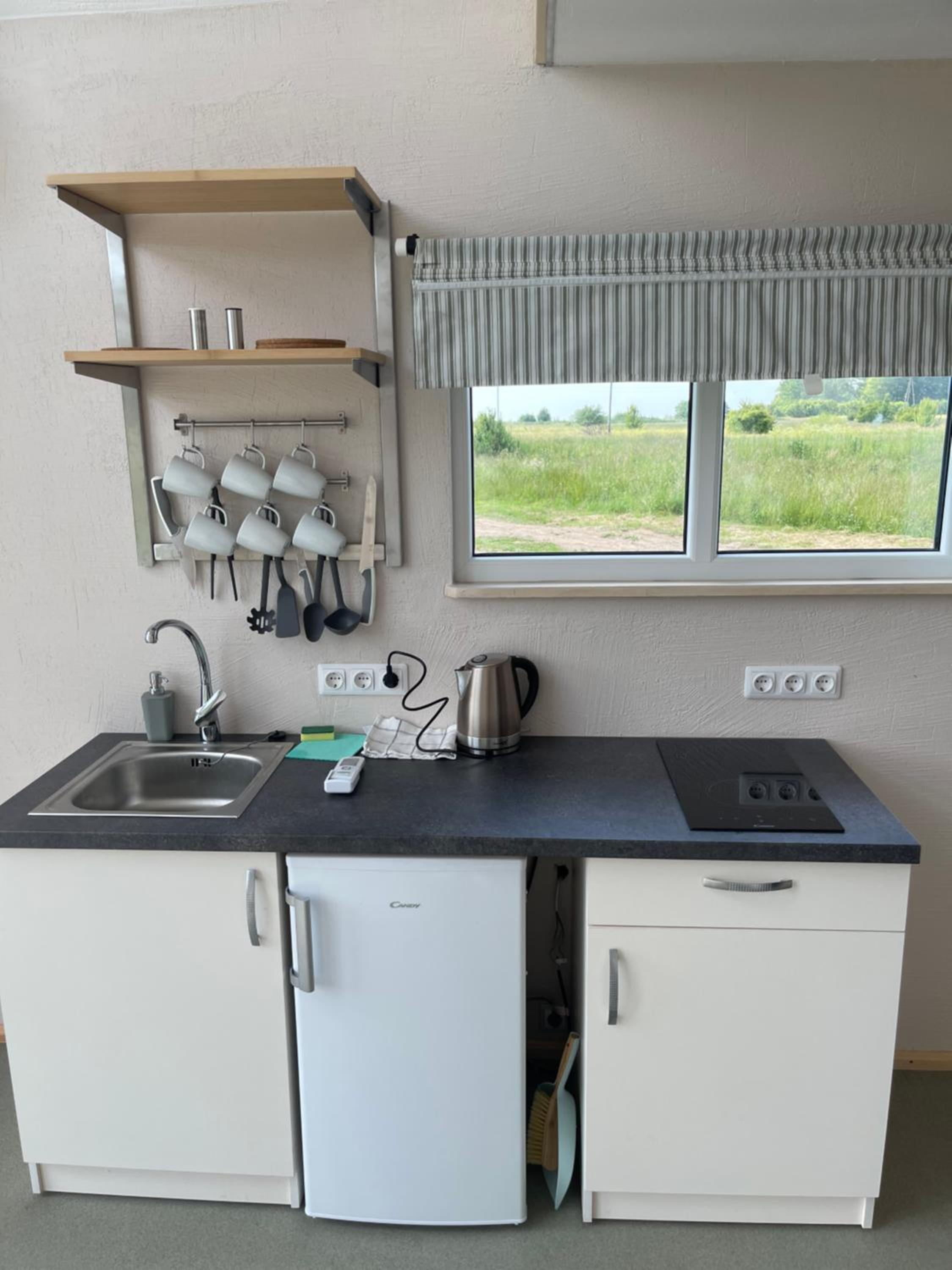 Two-Bedroom House - Photo 11