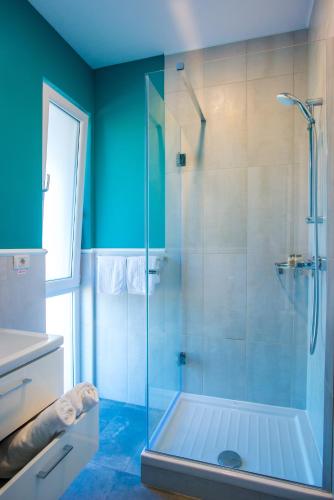 Deluxe Double Room with Balcony photo 2