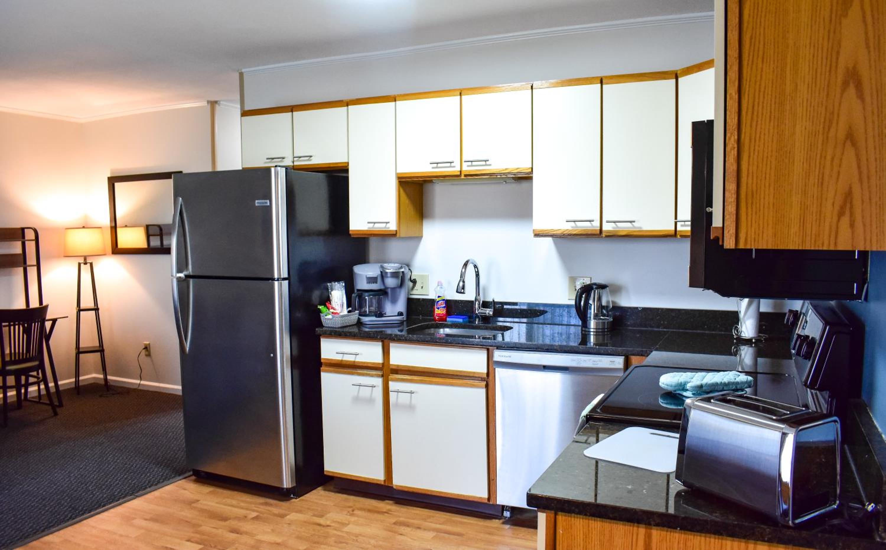 Superior King Suite photo 3