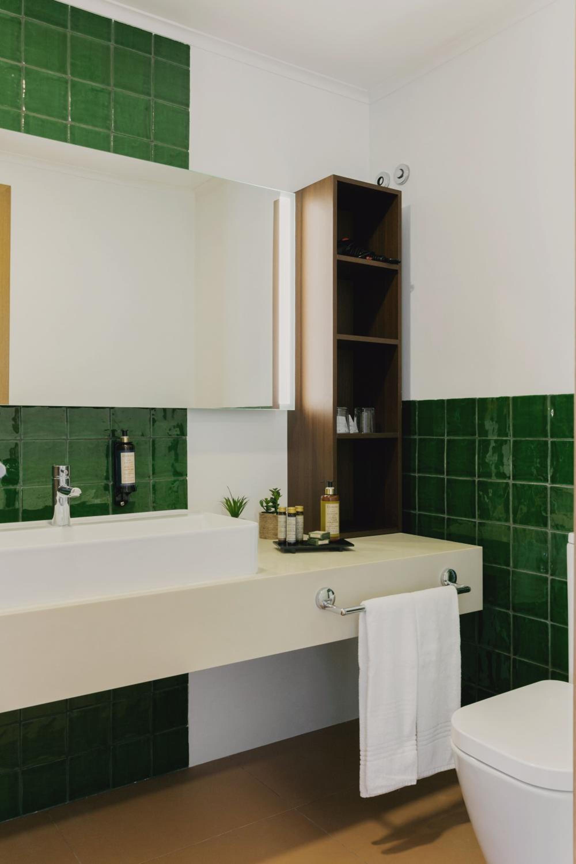 Superior Double or Twin Room - Photo 7
